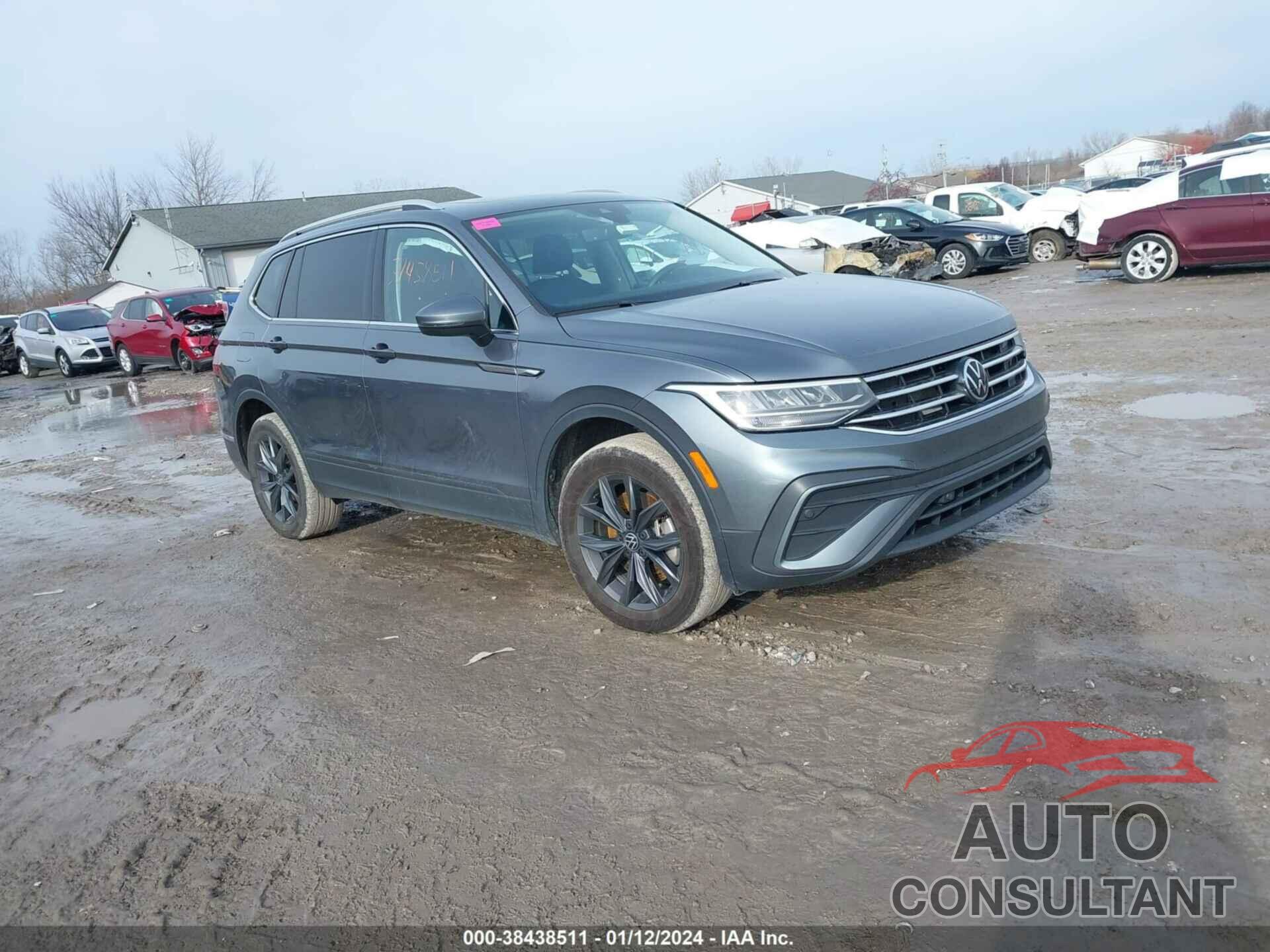 VOLKSWAGEN TIGUAN 2022 - 3VV2B7AXXNM111491