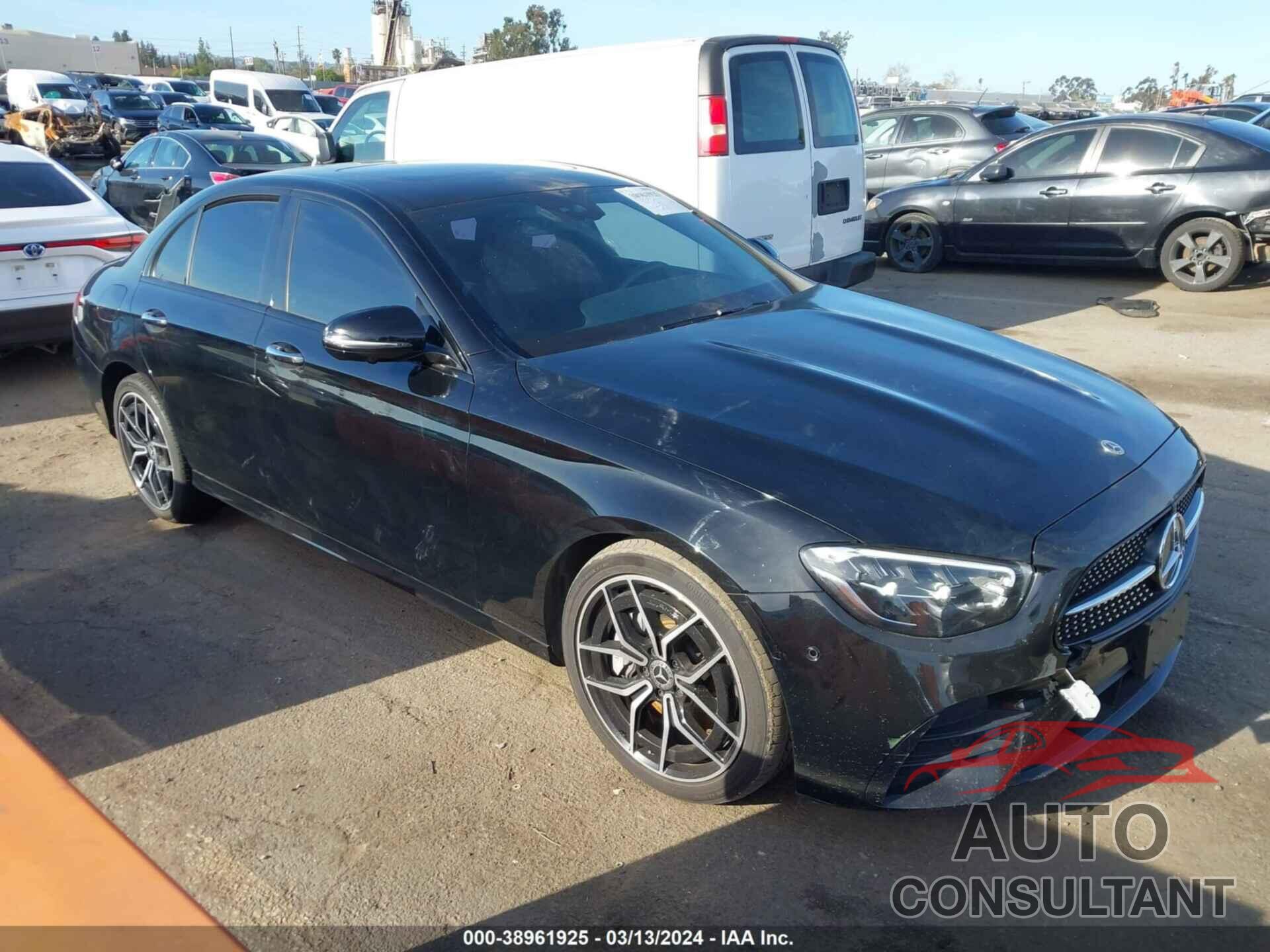 MERCEDES-BENZ E 350 2022 - W1KZF8DB7NB053716