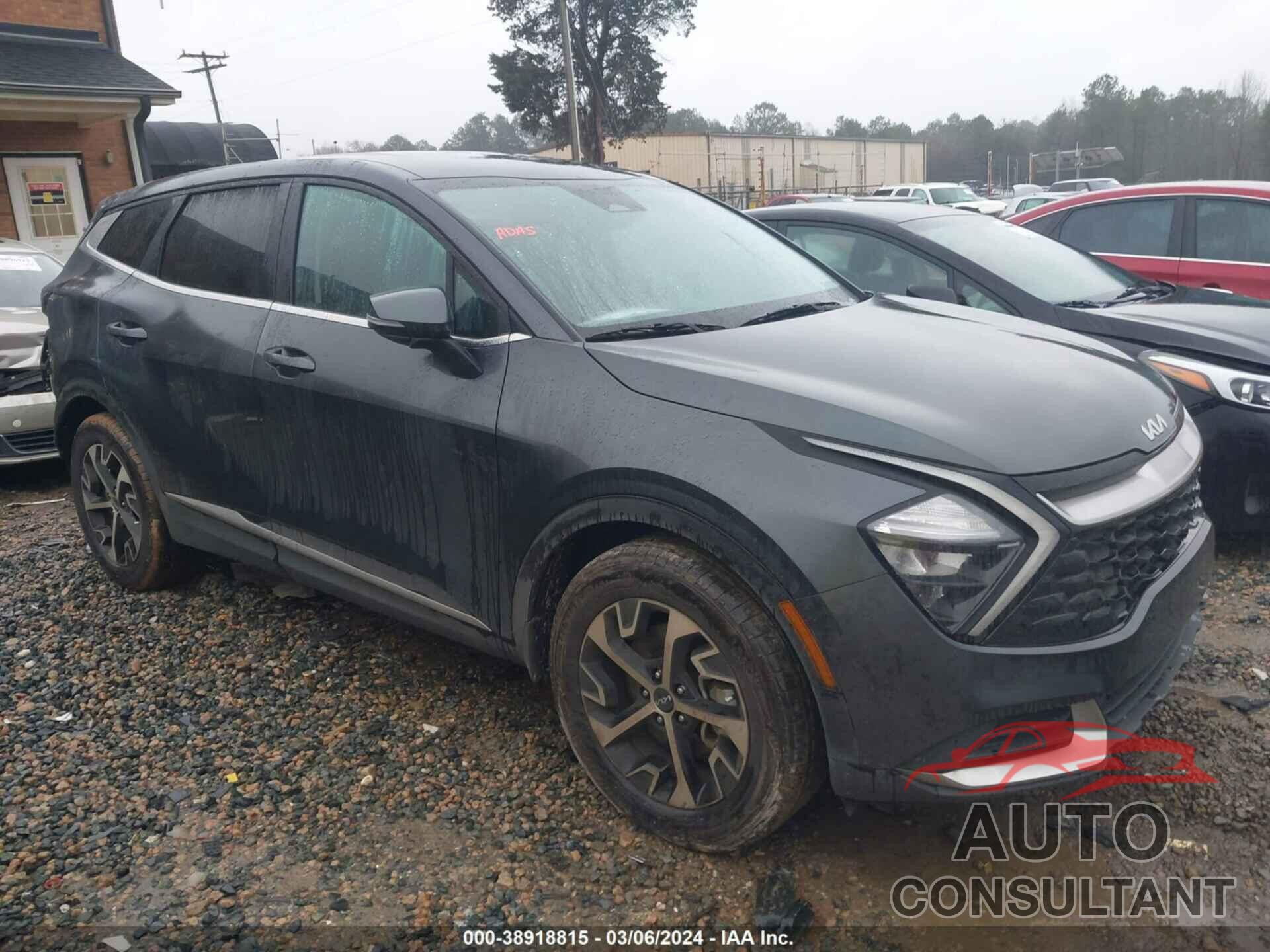 KIA SPORTAGE 2023 - KNDPV3AF6P7179439