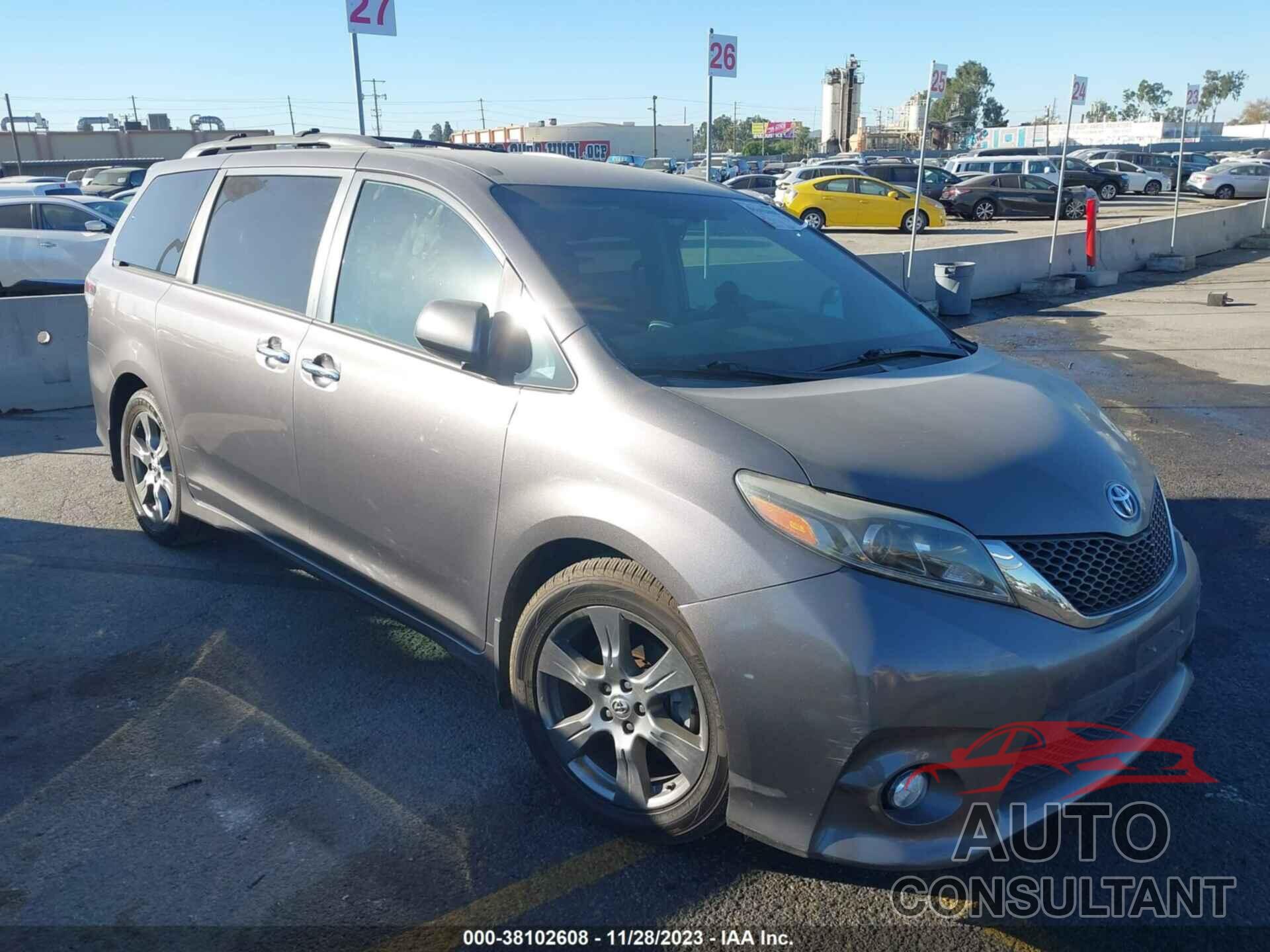 TOYOTA SIENNA 2017 - 5TDXZ3DC1HS796941