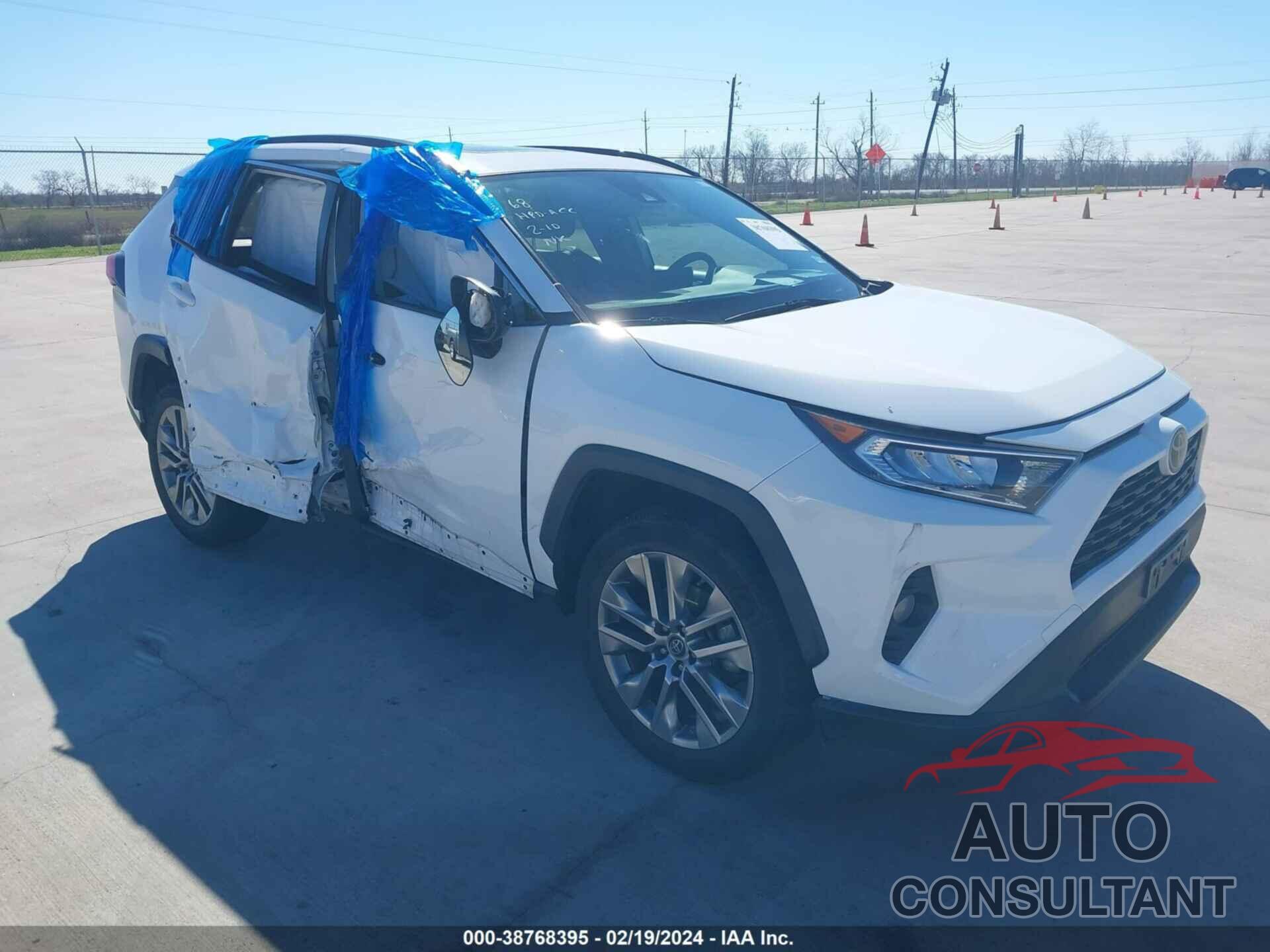 TOYOTA RAV4 2019 - 2T3C1RFV3KC012127