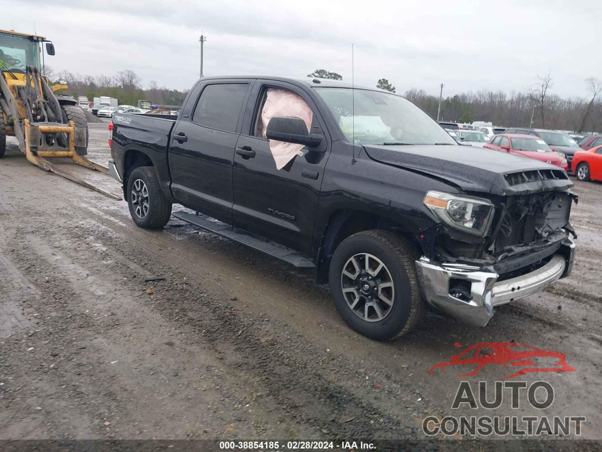 TOYOTA TUNDRA 2018 - 5TFDY5F16JX760837