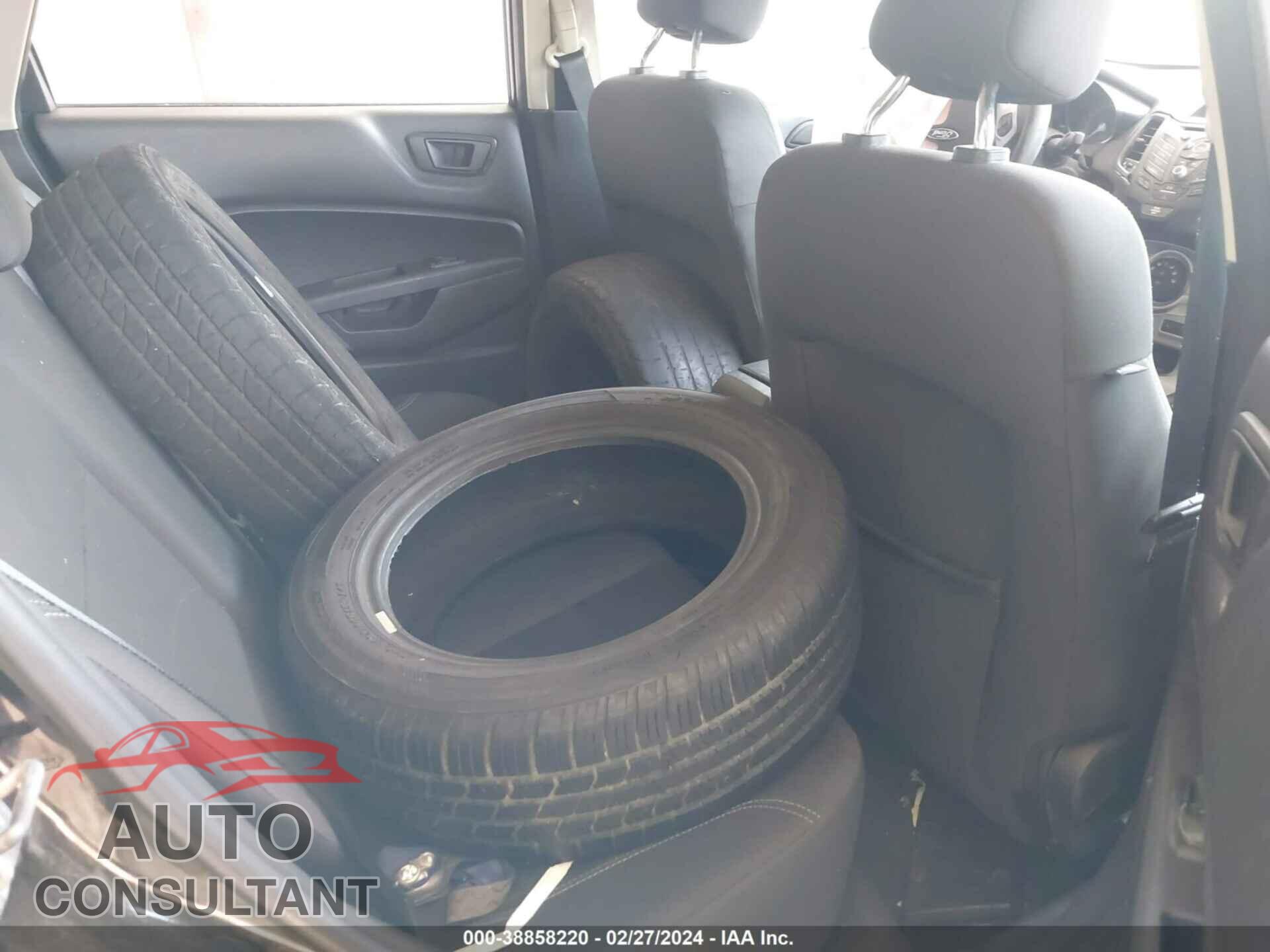 FORD FIESTA 2018 - 3FADP4EJ8JM103631