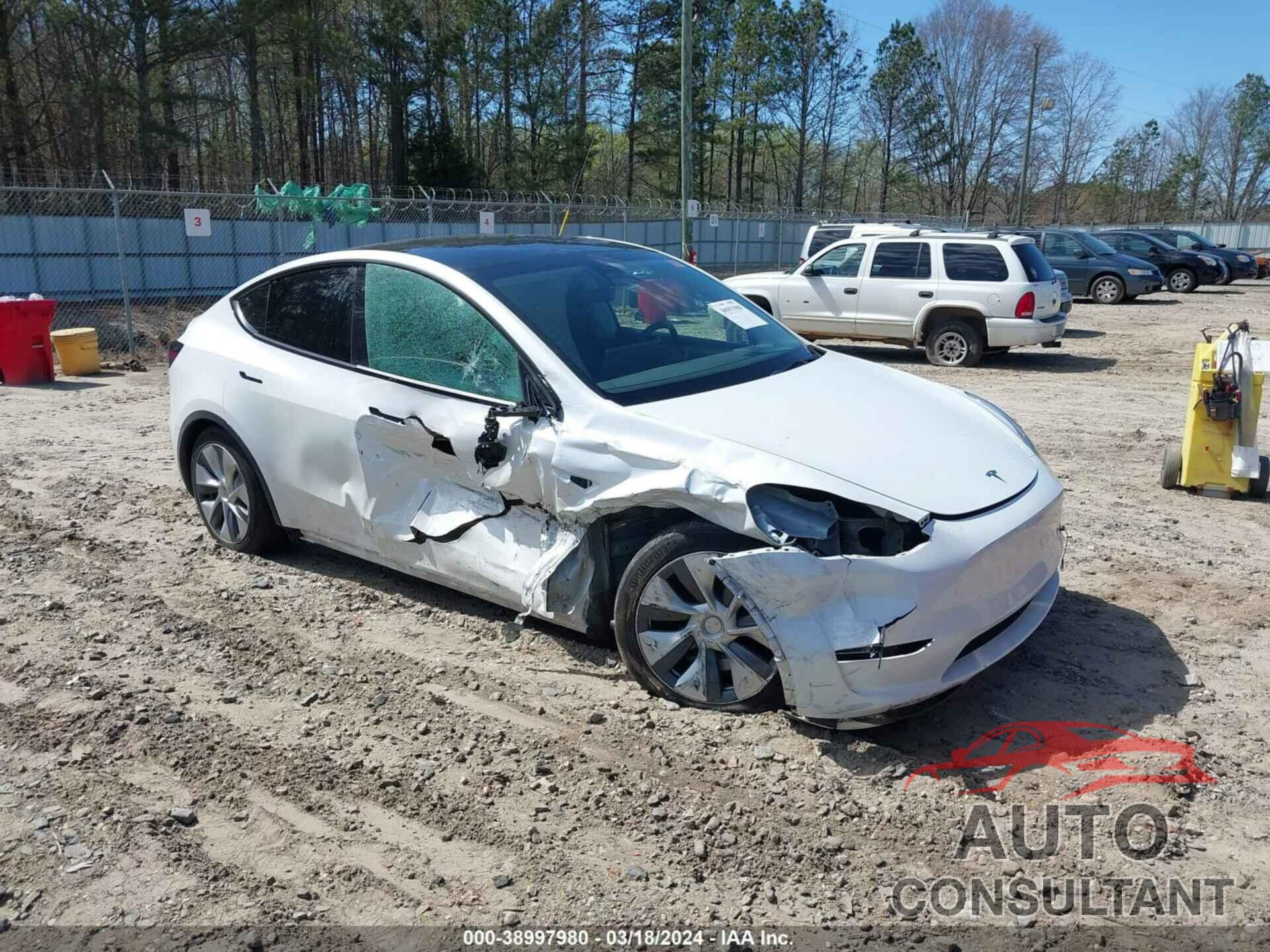 TESLA MODEL Y 2023 - 7SAYGDEE3PA040272