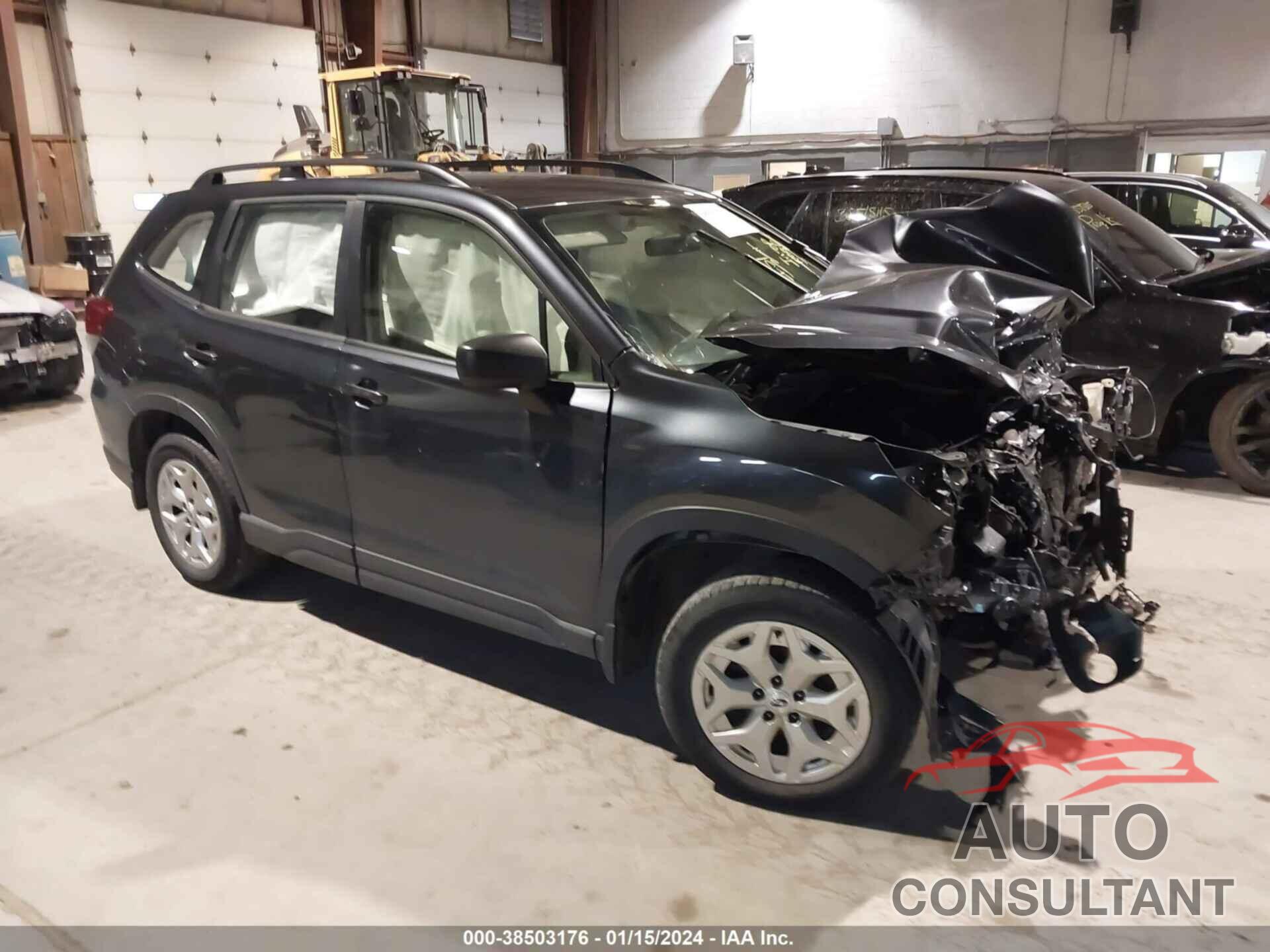 SUBARU FORESTER 2019 - JF2SKACC8KH493835