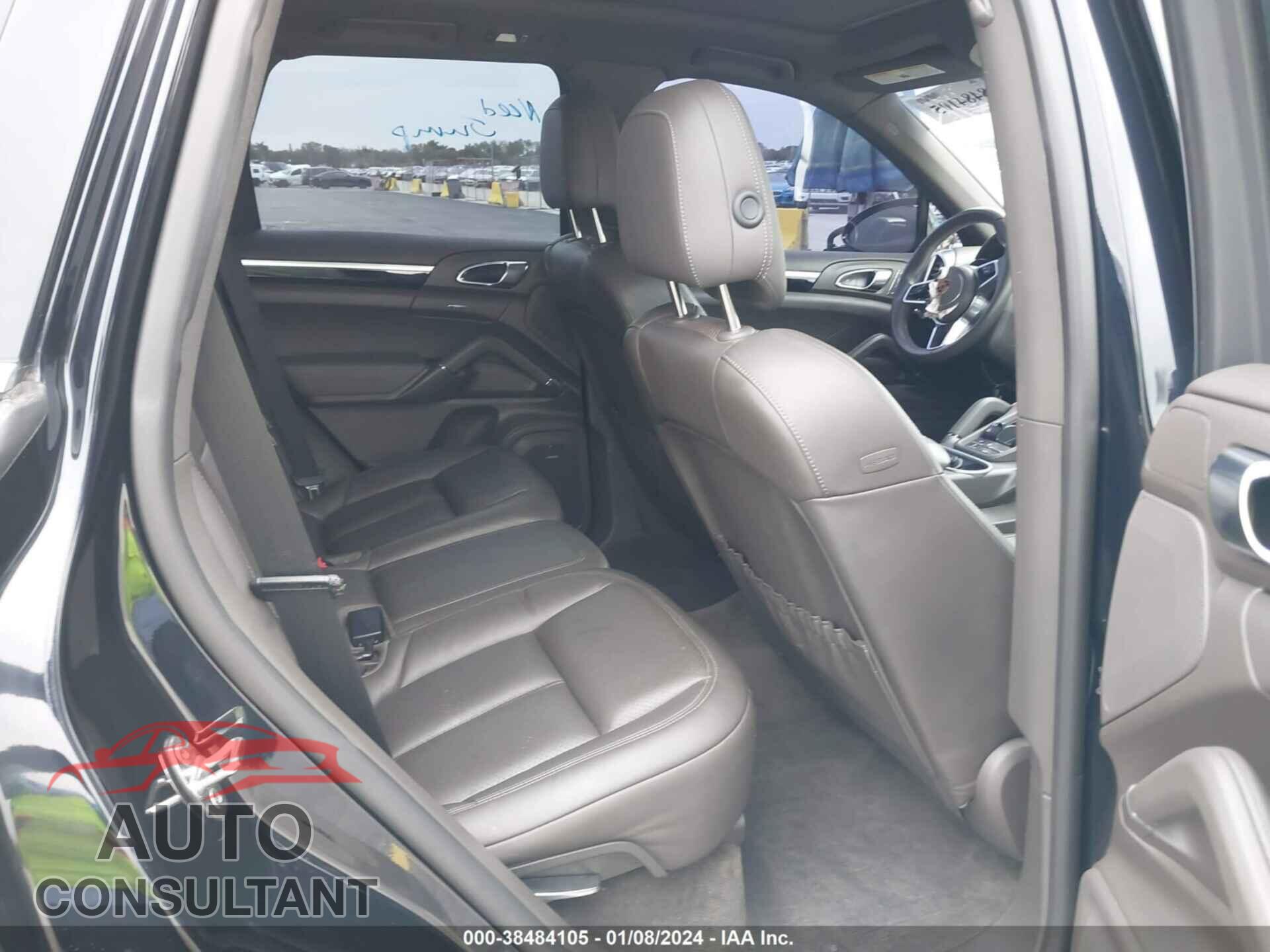 PORSCHE CAYENNE 2017 - WP1AA2A23HKA90286