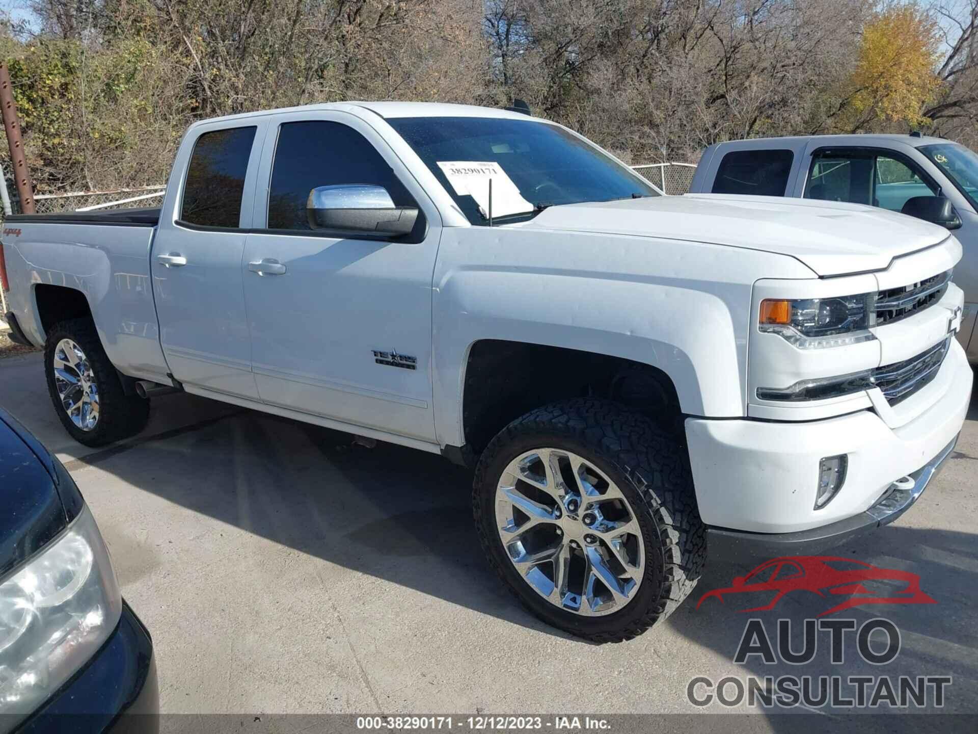 CHEVROLET SILVERADO 1500 2017 - 1GCVKREC8HZ154602