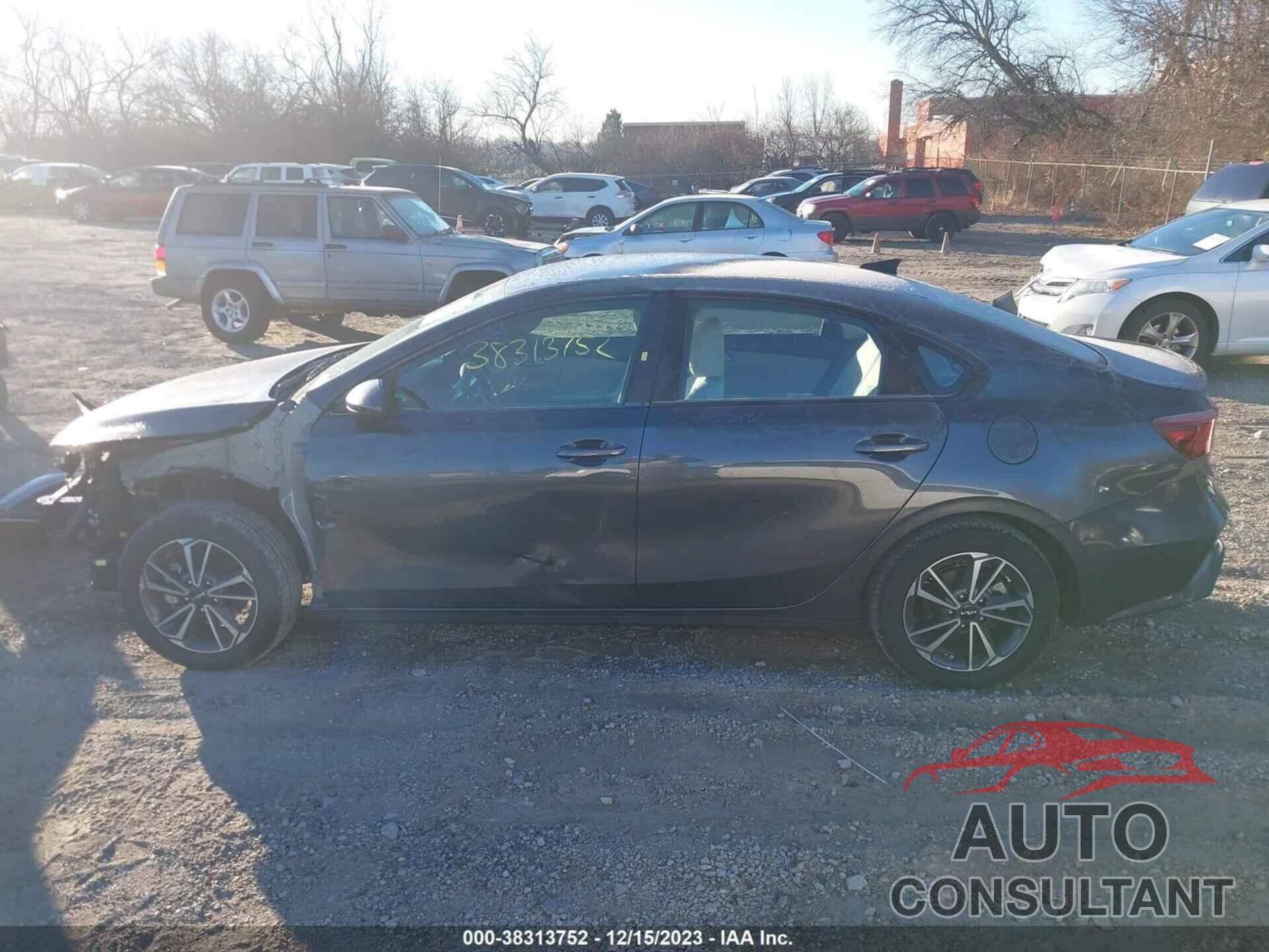 KIA FORTE 2023 - 3KPF24AD9PE525122