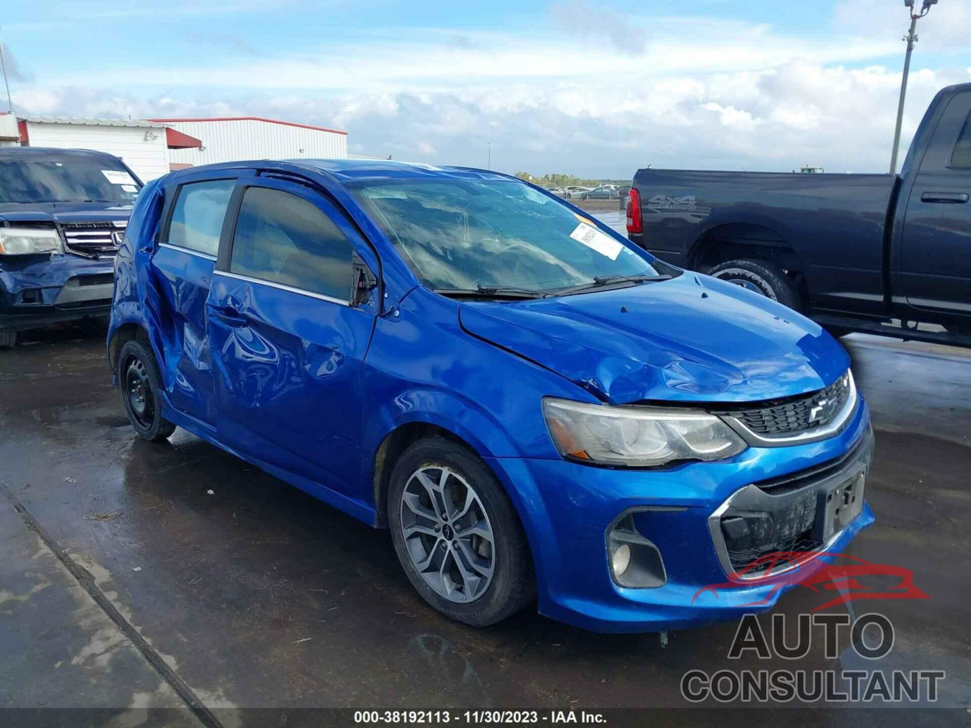 CHEVROLET SONIC 2018 - 1G1JD6SH5J4140630