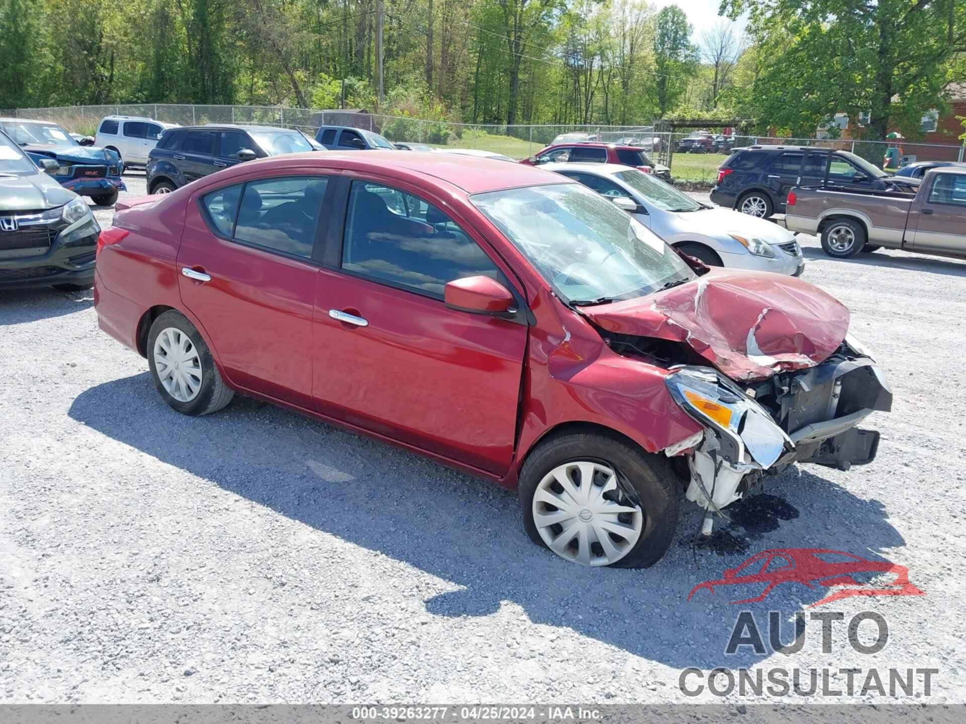 NISSAN VERSA 2019 - 3N1CN7AP8KL839471