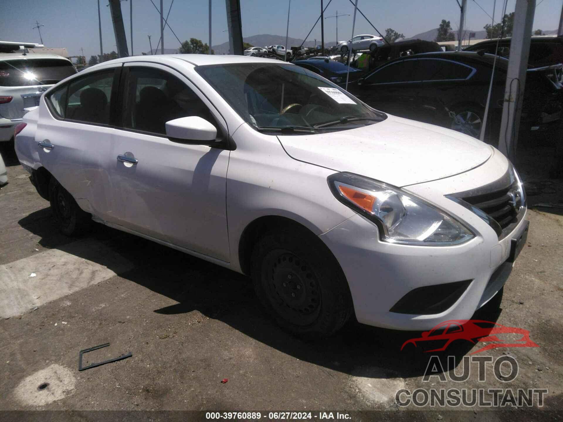 NISSAN VERSA 2018 - 3N1CN7AP9JL807708