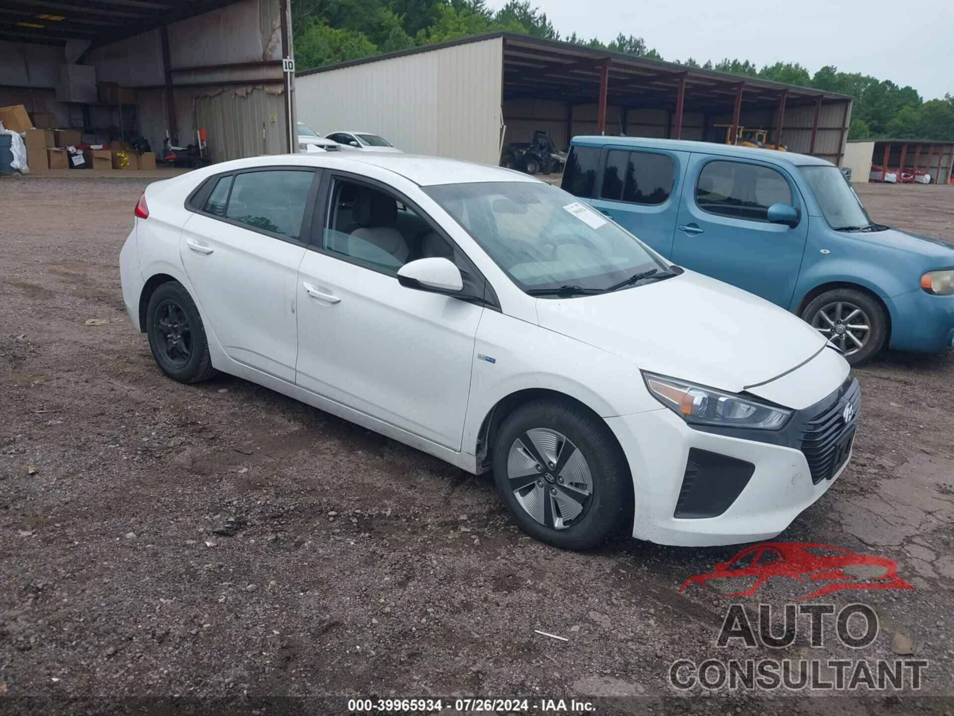 HYUNDAI IONIQ HYBRID 2017 - KMHC65LC4HU047692