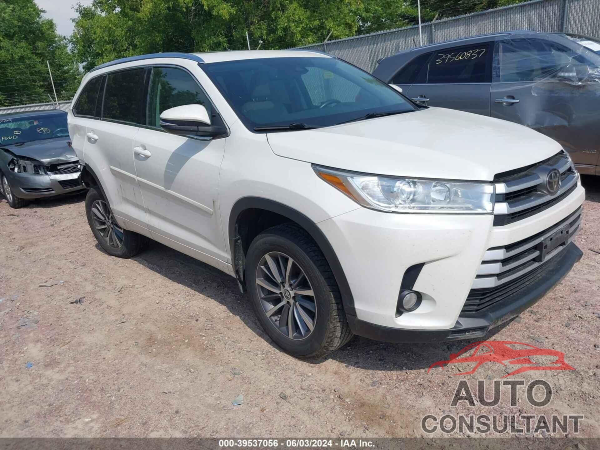 TOYOTA HIGHLANDER 2017 - 5TDJZRFH5HS515953