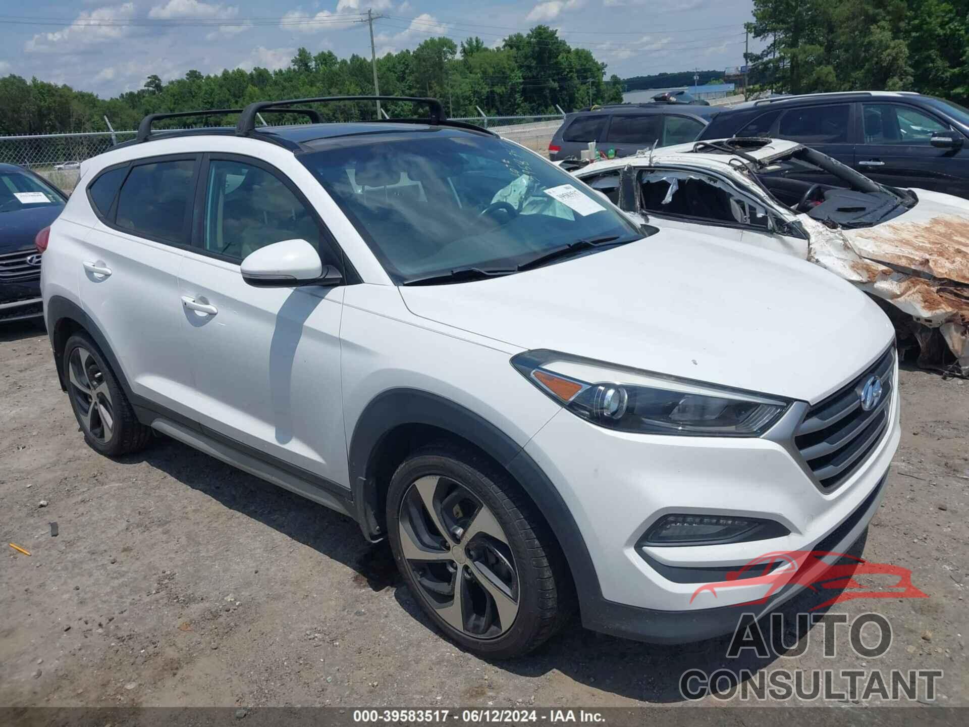 HYUNDAI TUCSON 2018 - KM8J33A28JU706538