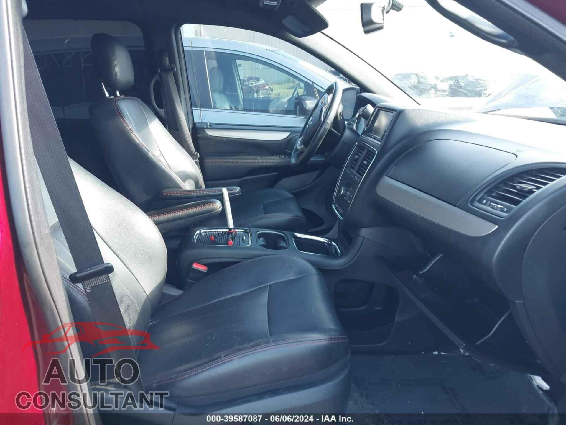 DODGE GRAND CARAVAN 2018 - 2C4RDGEG3JR190071