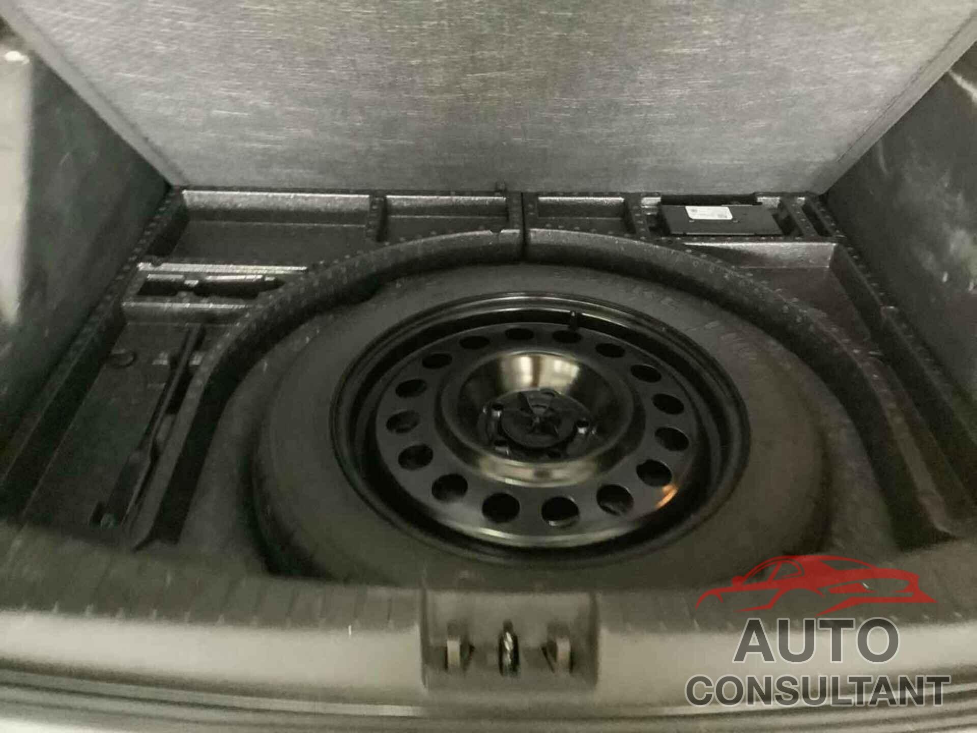 FORD ESCAPE 2019 - 1FMCU9GD6KUB80235