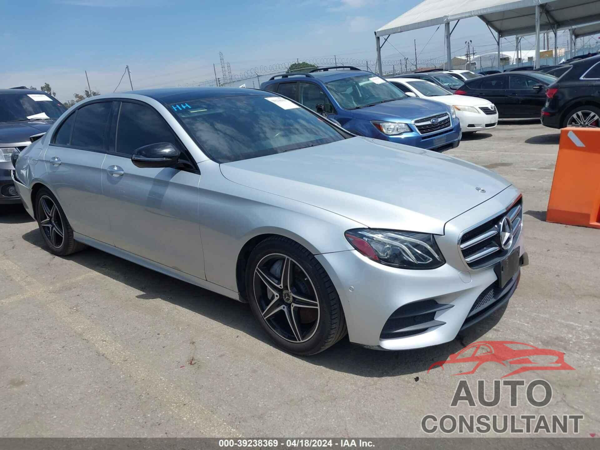 MERCEDES-BENZ E 300 2018 - WDDZF4JB8JA478536