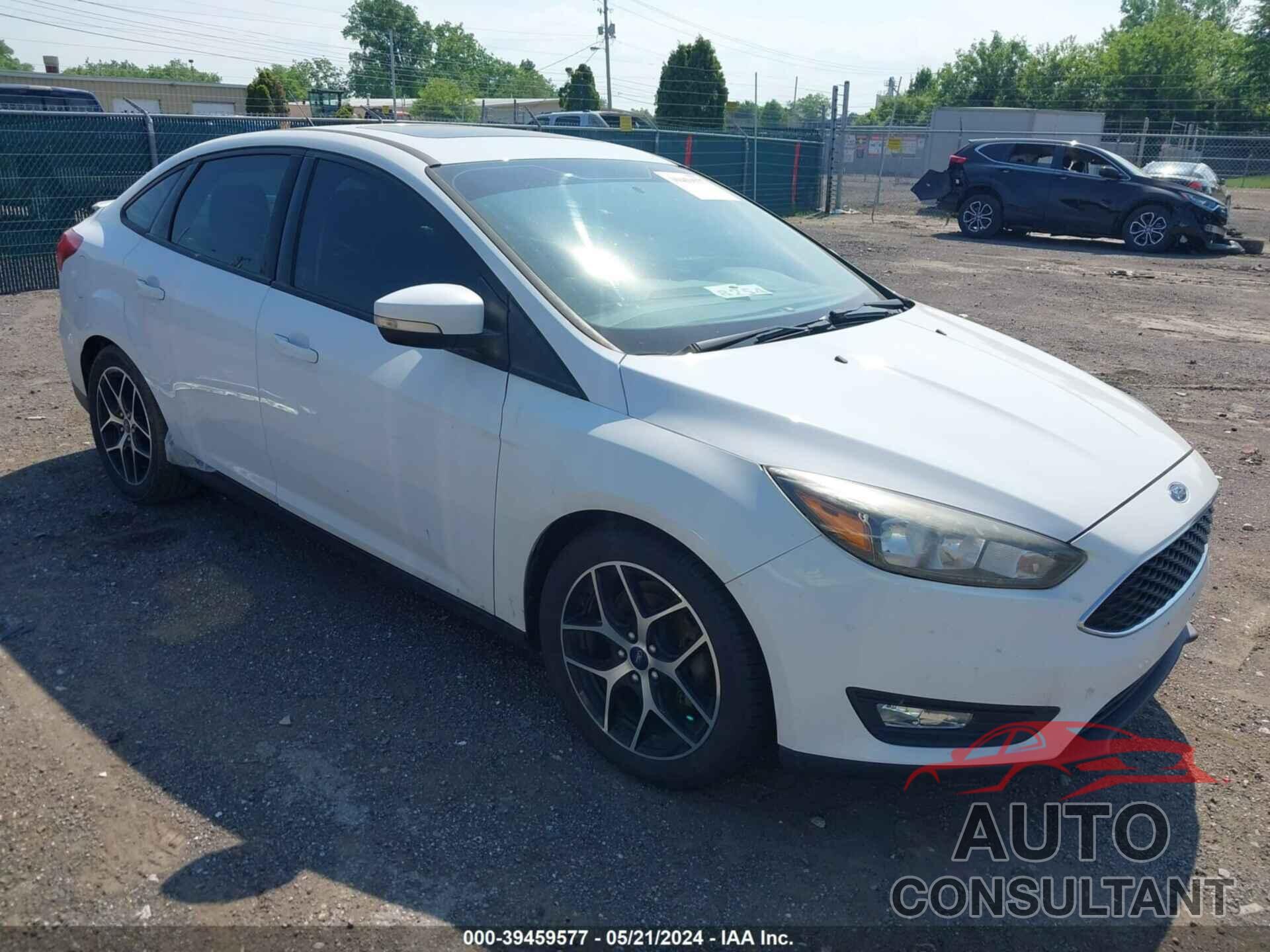 FORD FOCUS 2017 - 1FADP3H24HL209326