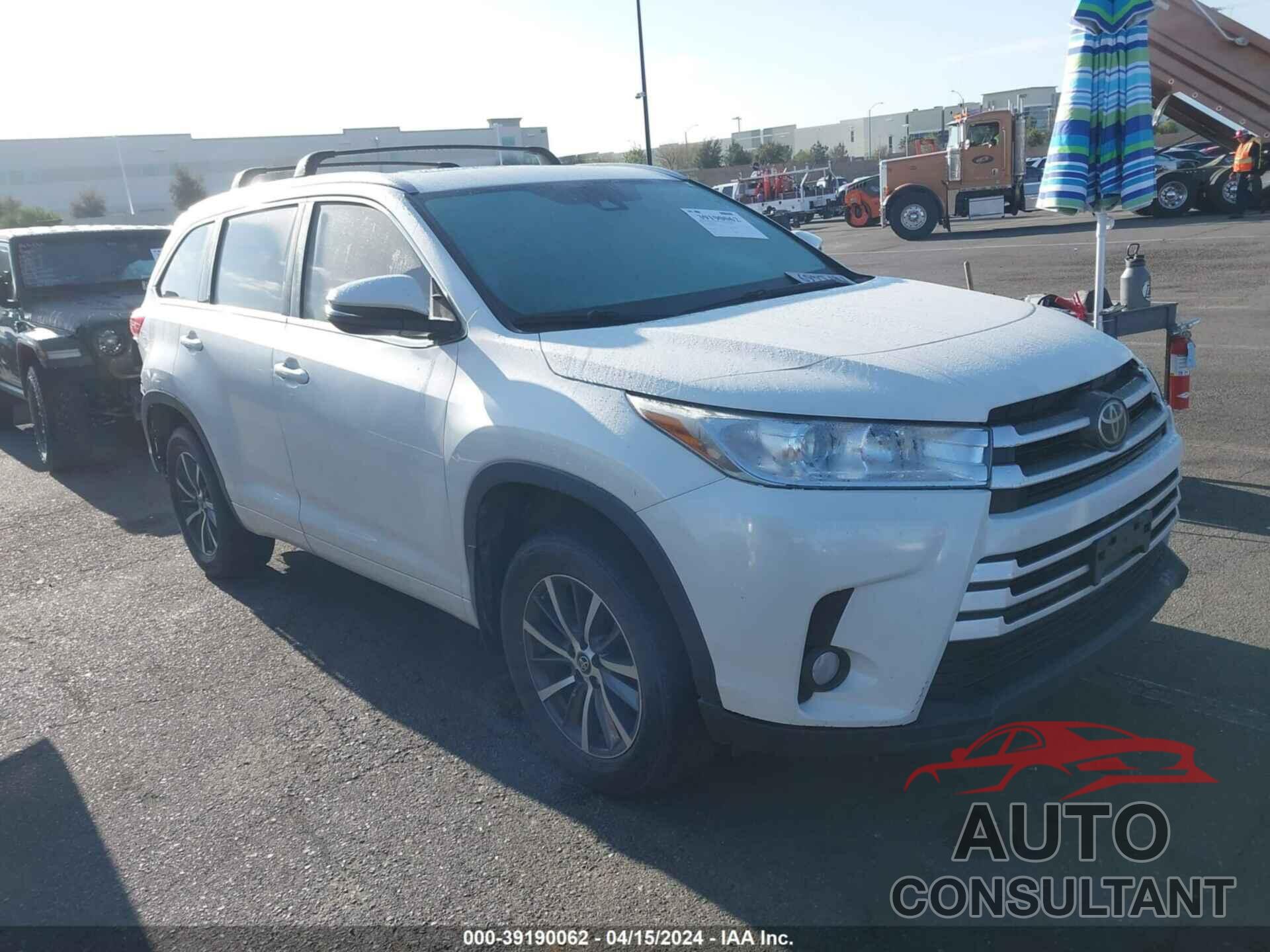 TOYOTA HIGHLANDER 2017 - 5TDJZRFH1HS510040