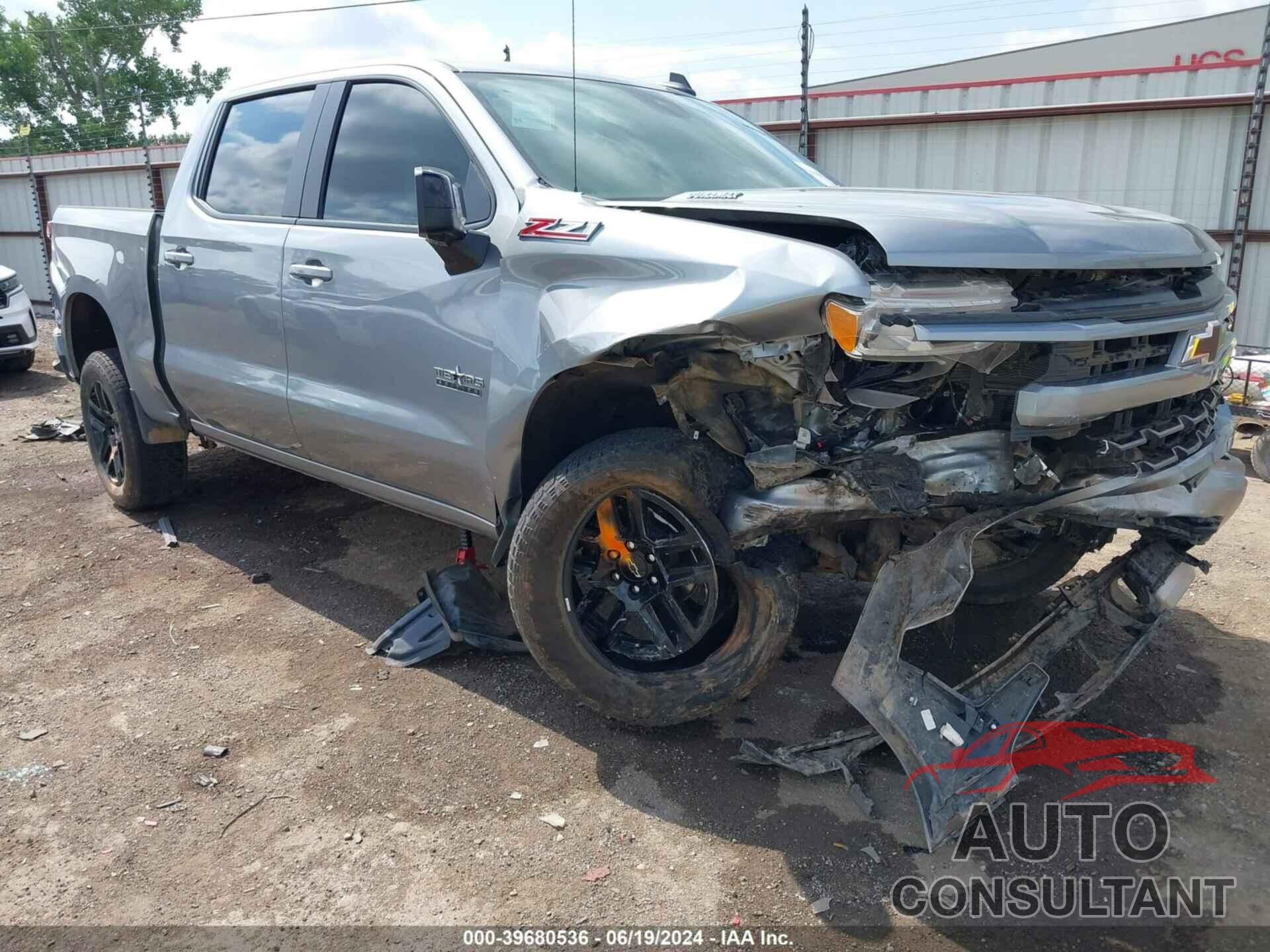 CHEVROLET SILVERADO 1500 2023 - 1GCUDEE86PZ277453