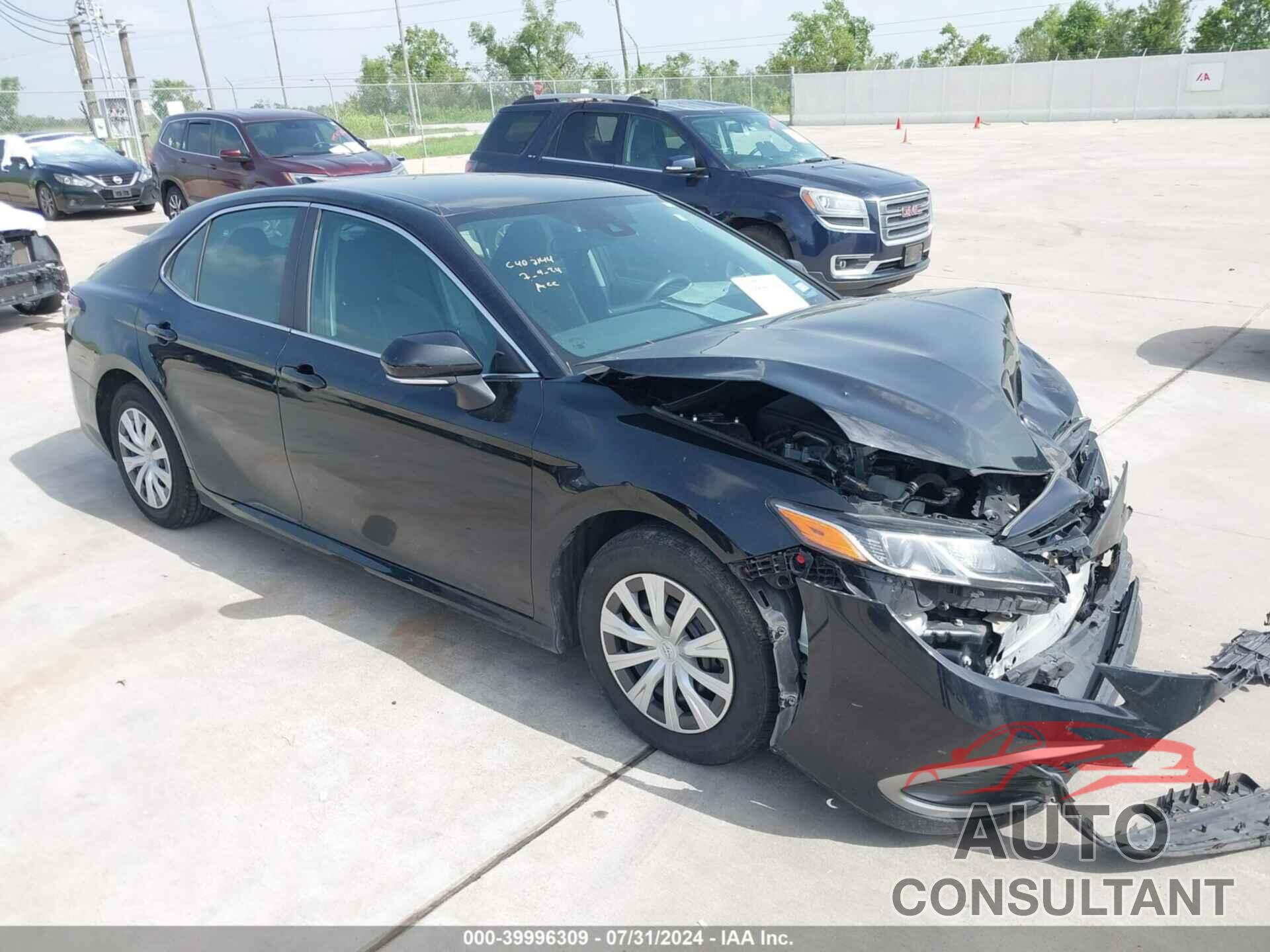 TOYOTA CAMRY 2022 - 4T1C31AK3NU582021