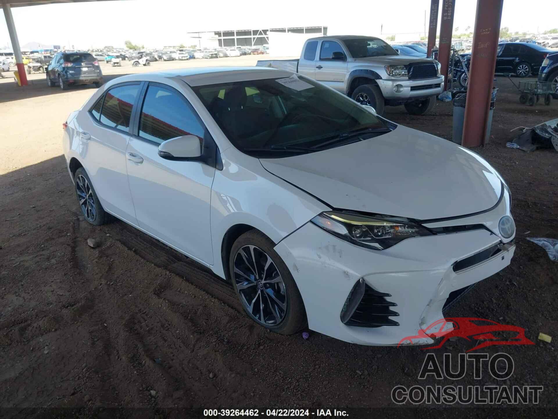 TOYOTA COROLLA 2018 - 2T1BURHEXJC011841