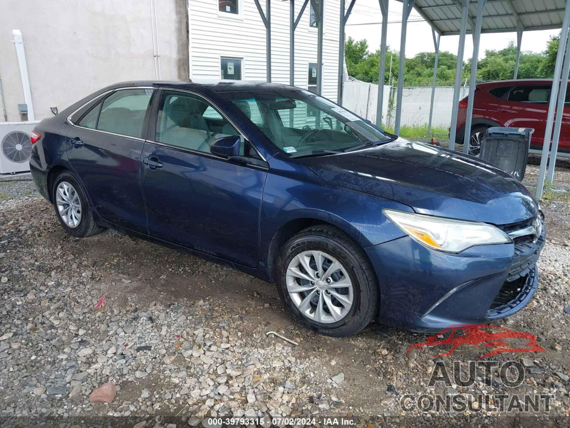 TOYOTA CAMRY 2016 - 4T4BF1FK3GR542820
