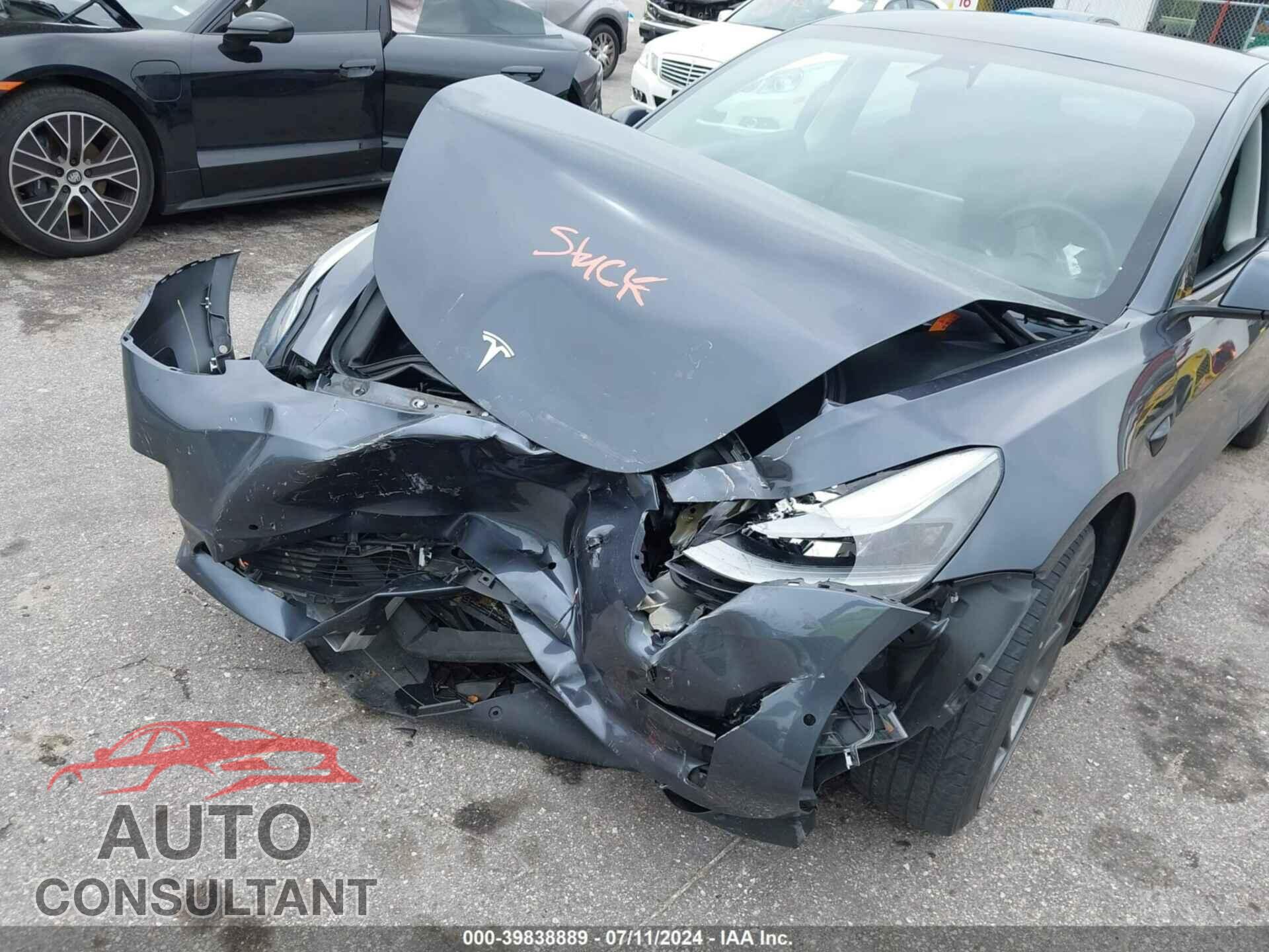 TESLA MODEL 3 2021 - 5YJ3E1EA4MF043818