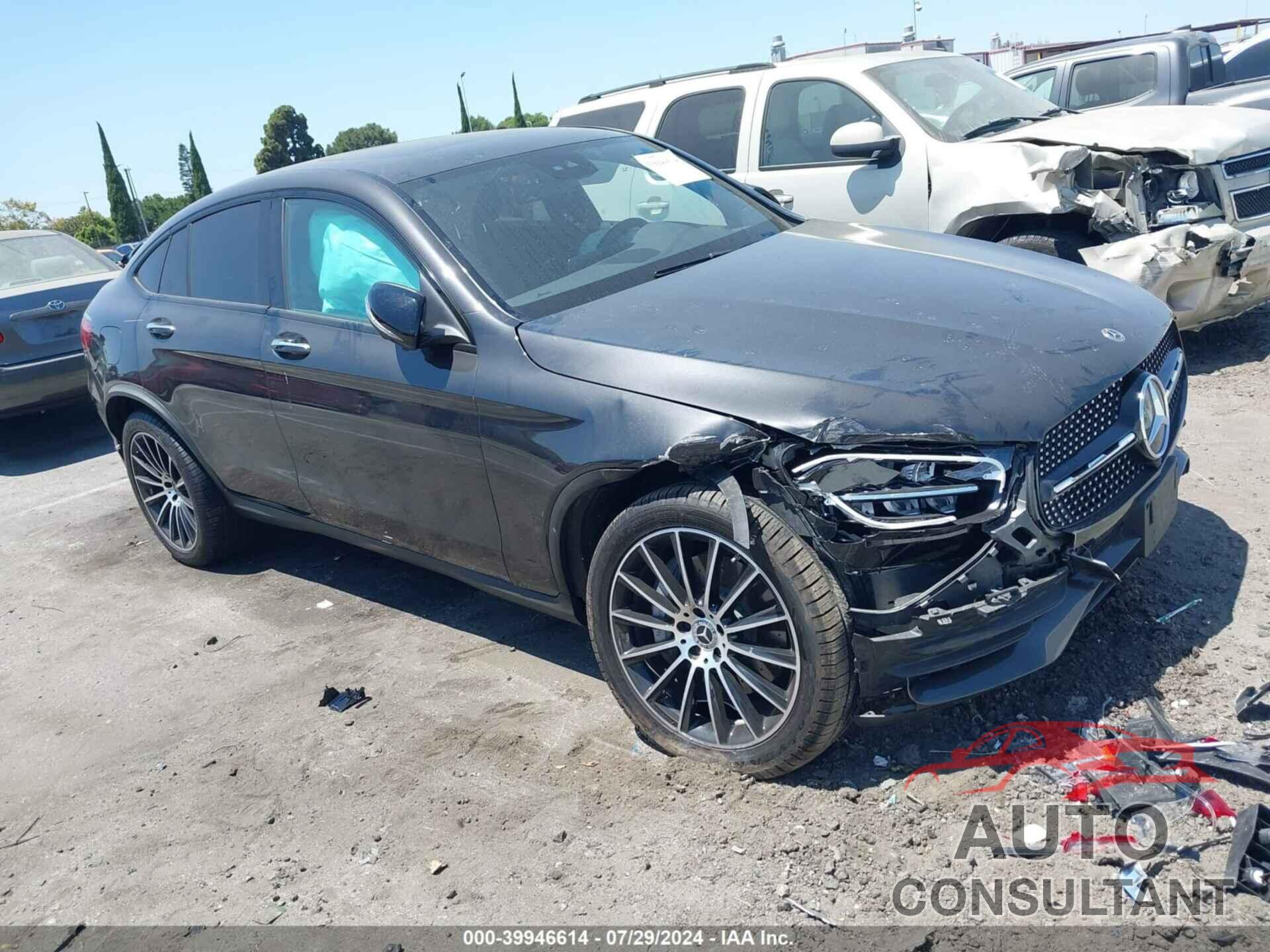 MERCEDES-BENZ GLC 300 2023 - W1N0J8EB2PG160090