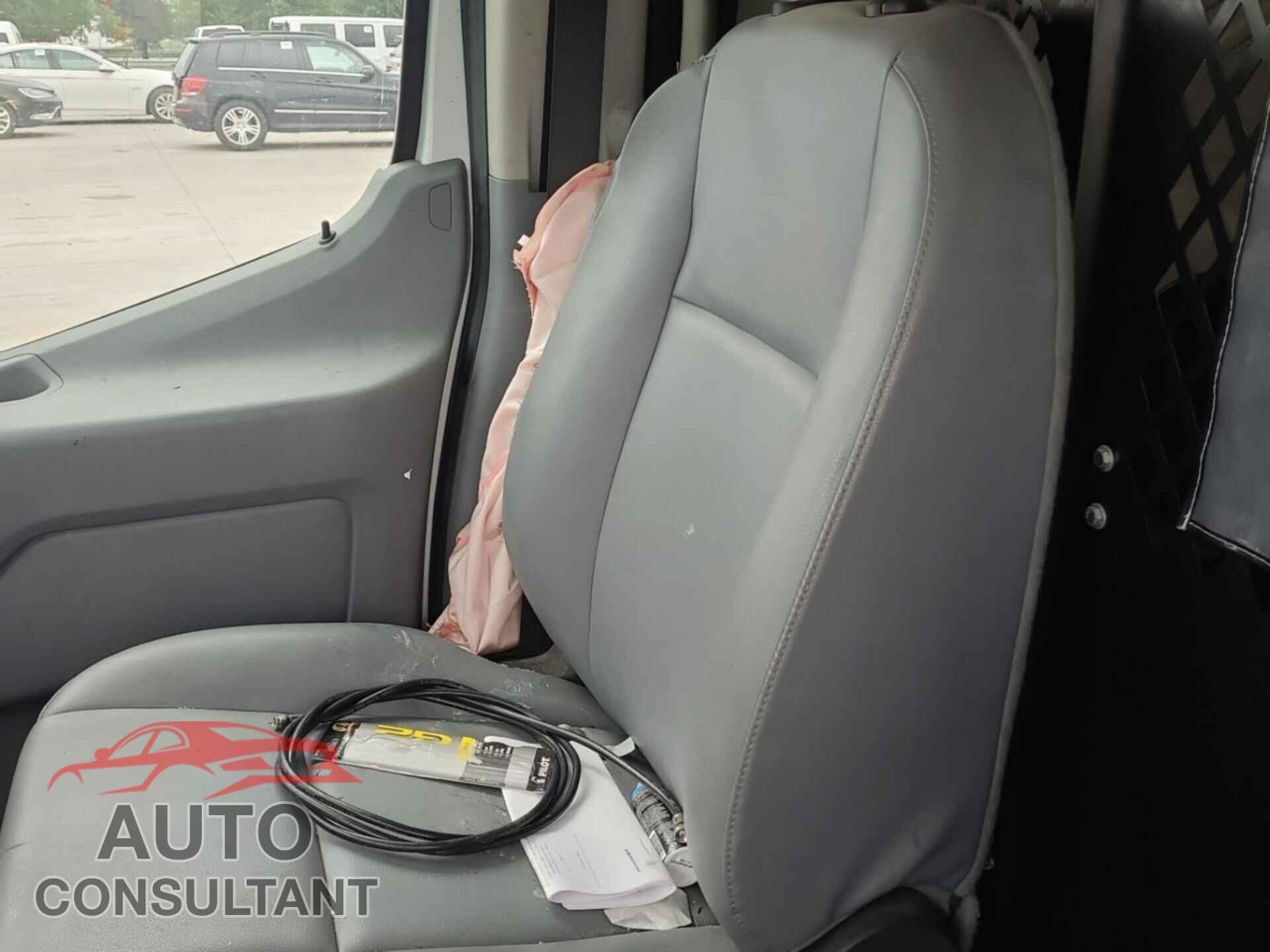 FORD TRANSIT 2017 - 1FTYE1YM1HKA73850