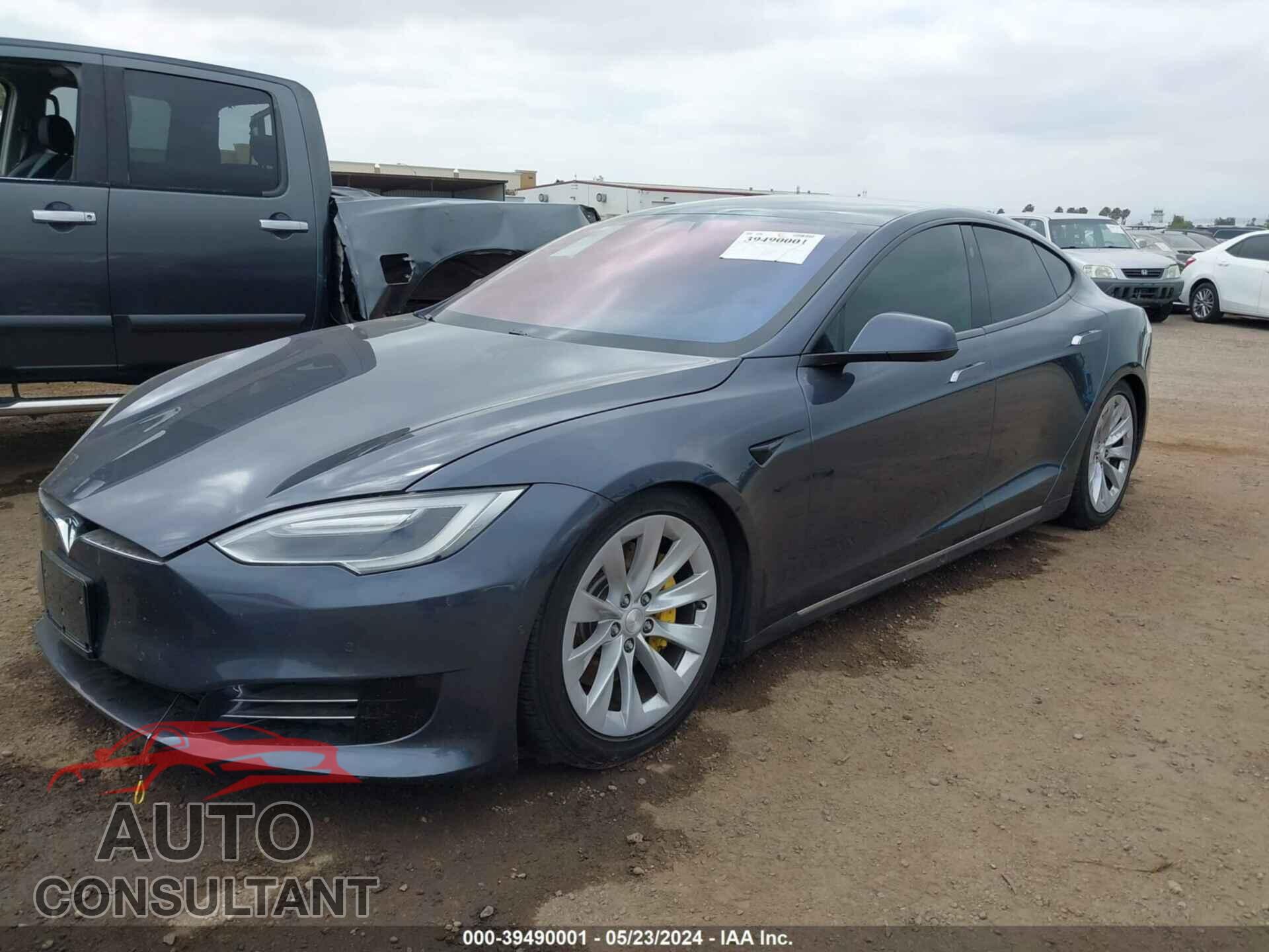 TESLA MODEL S 2017 - 5YJSA1E10HF214867