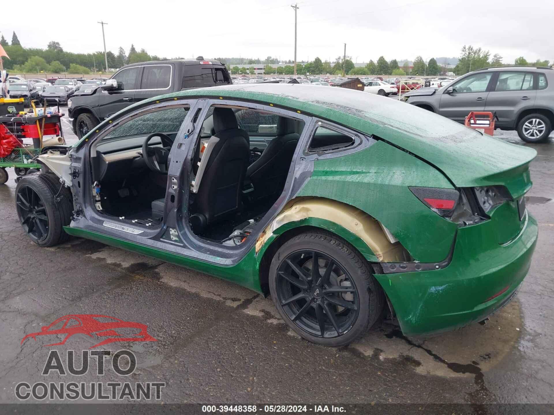 TESLA MODEL 3 2020 - 5YJ3E1EB8LF735538