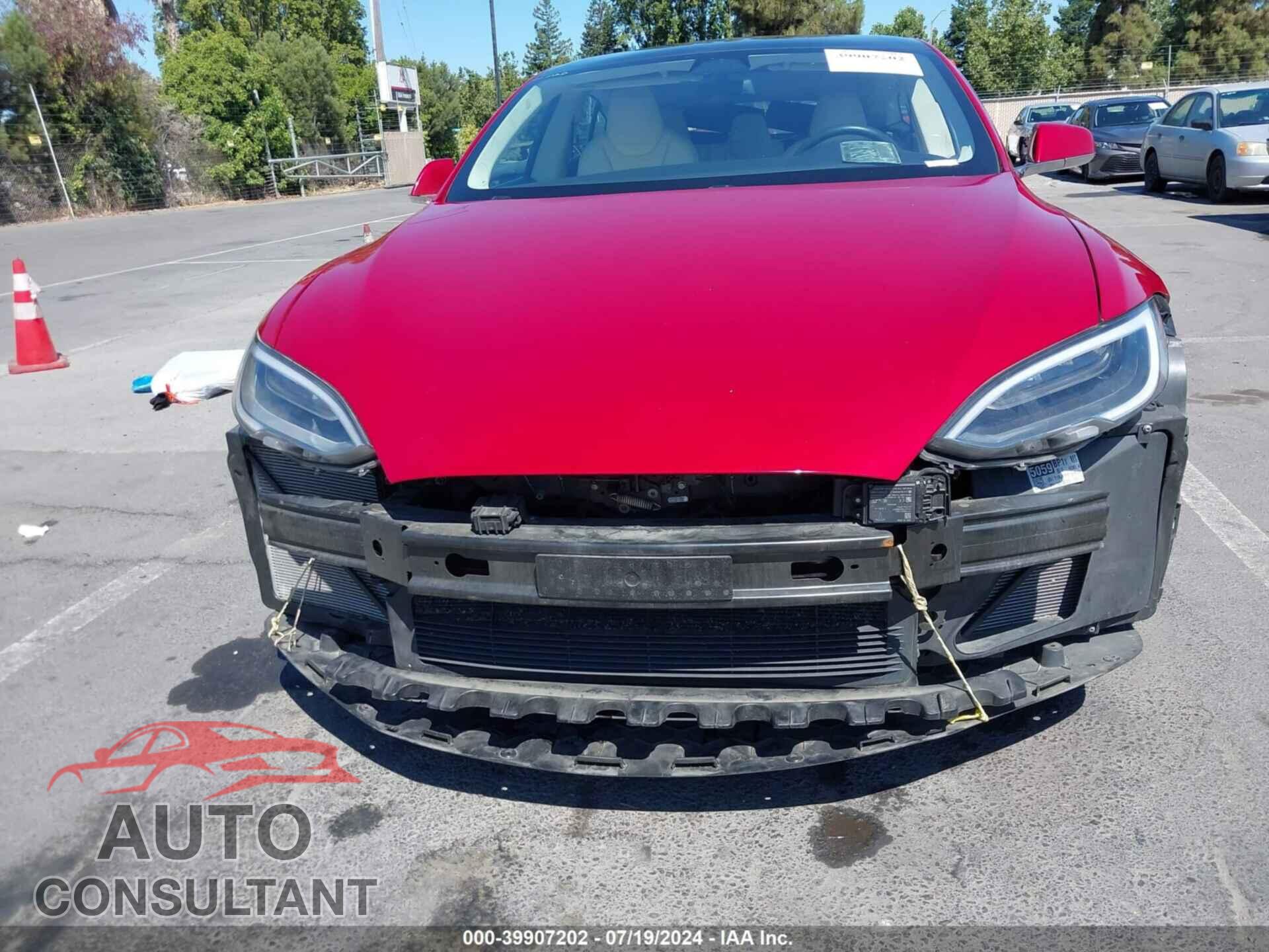 TESLA MODEL S 2018 - 5YJSA1E21JF286529