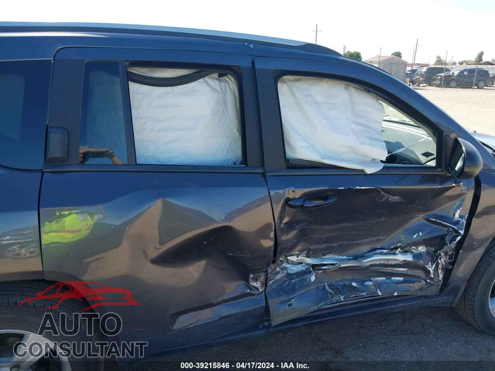 JEEP COMPASS 2017 - 1C4NJDBB5HD104206