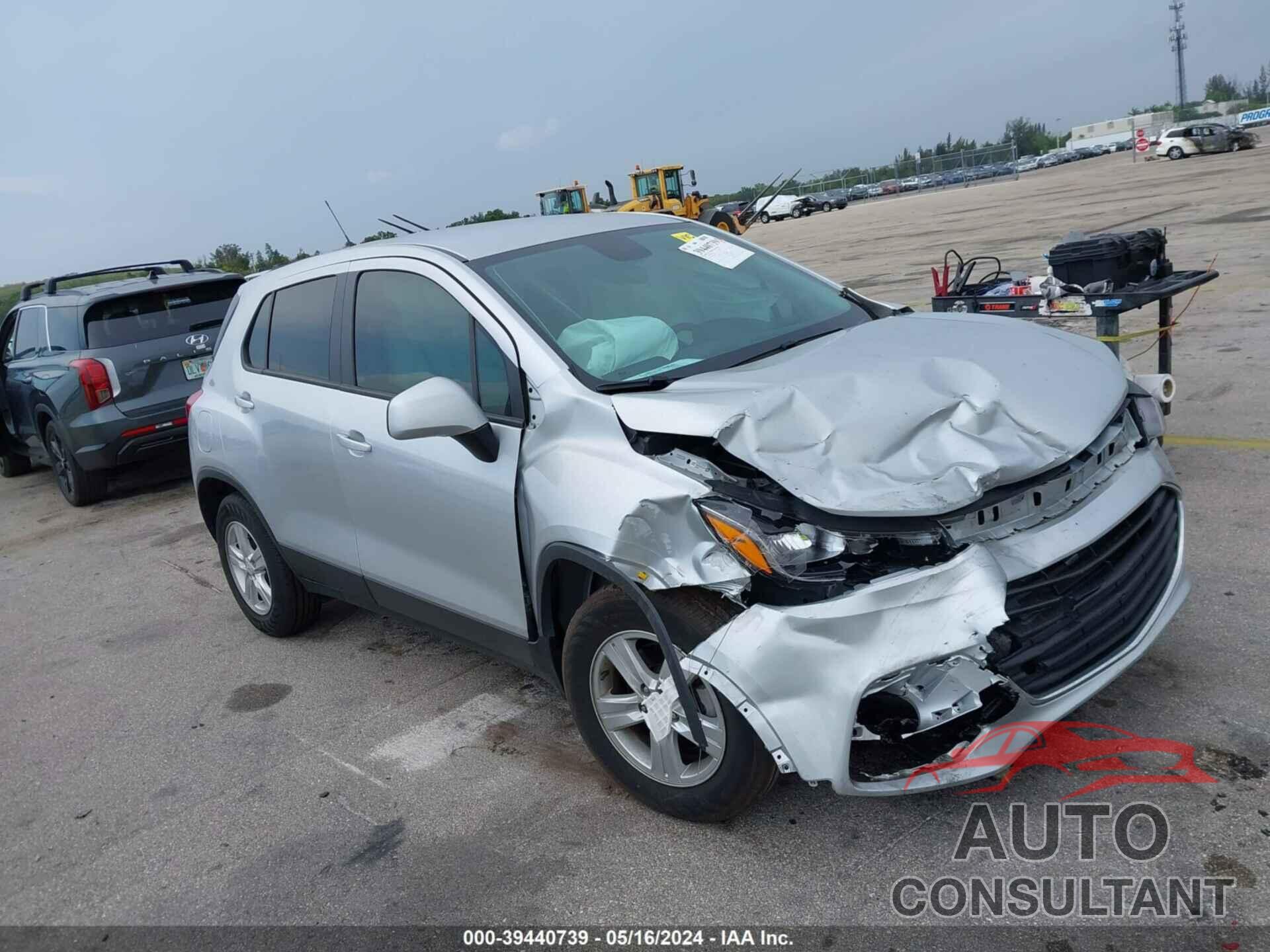 CHEVROLET TRAX 2021 - KL7CJKSB1MB323694