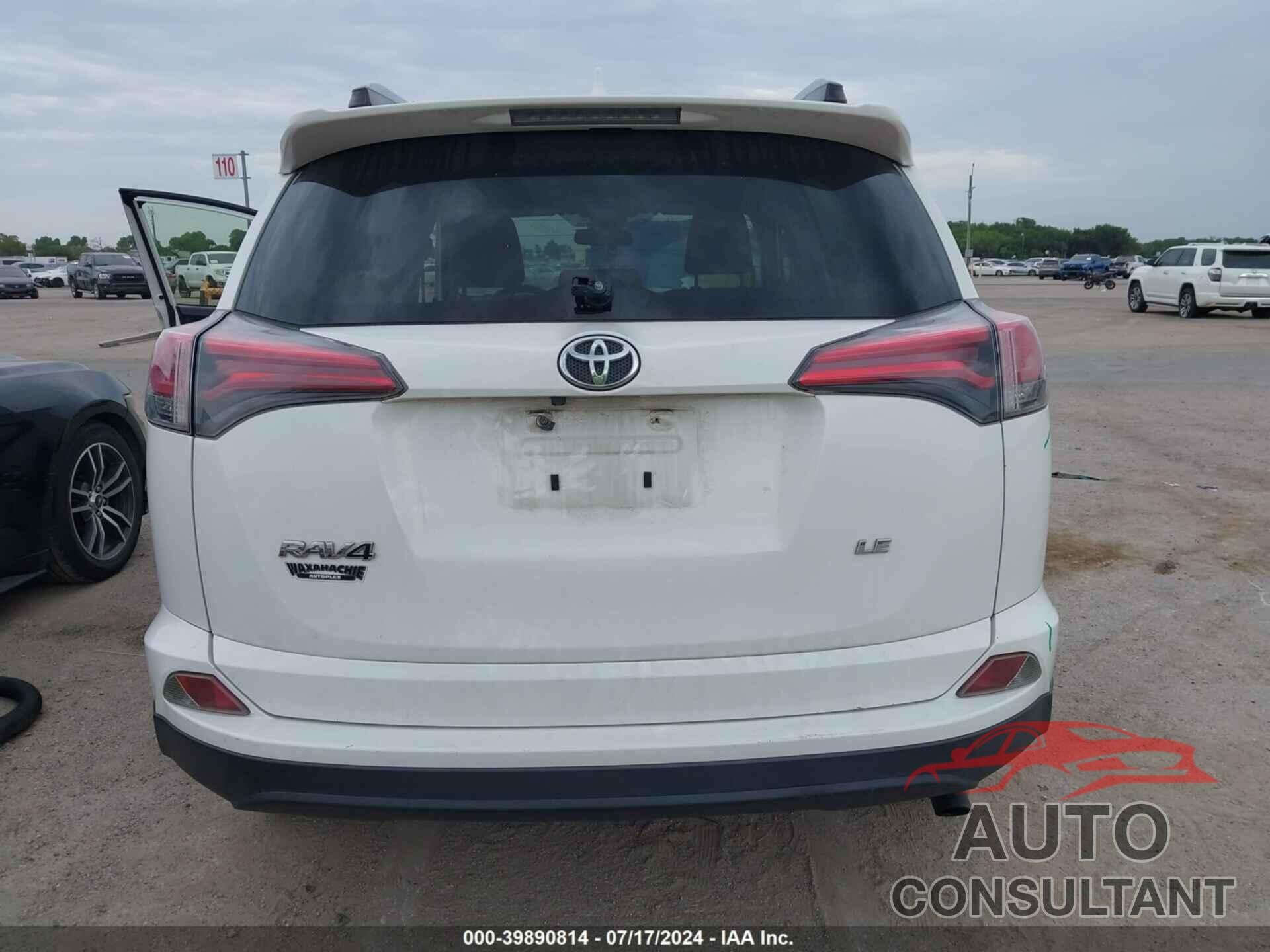 TOYOTA RAV4 2017 - JTMZFREV2HJ106227