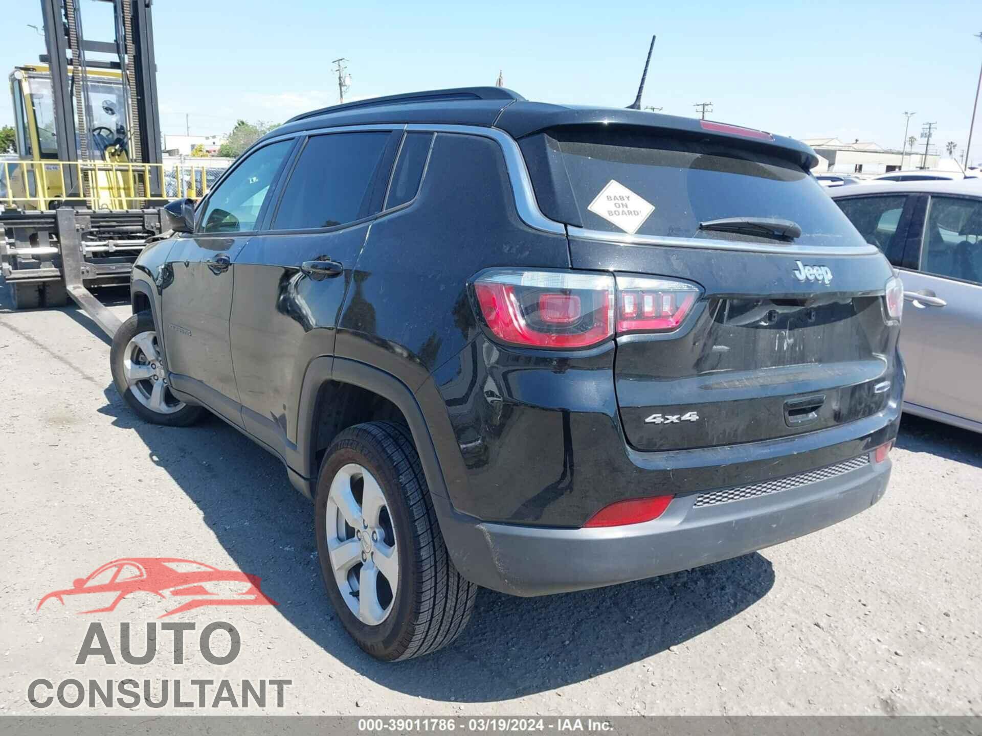 JEEP COMPASS 2019 - 3C4NJDBB5KT600883