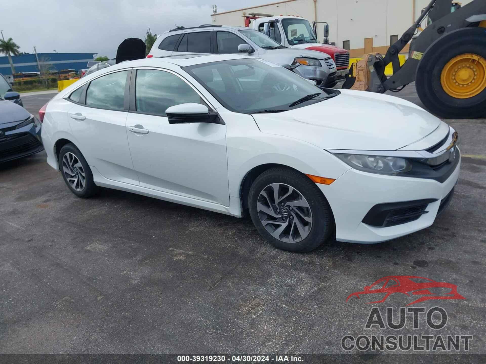 HONDA CIVIC 2018 - 19XFC2F78JE012925