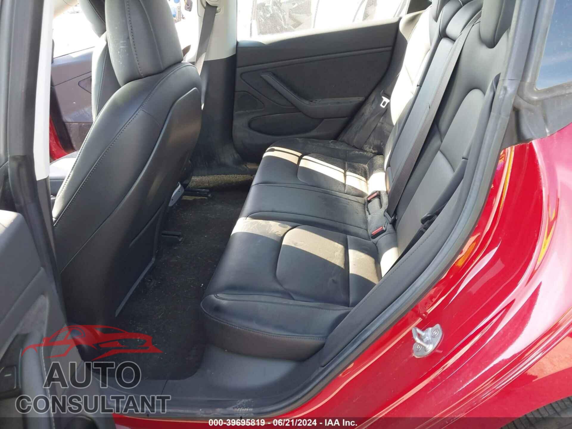 TESLA MODEL 3 2018 - 5YJ3E1EA8JF016682