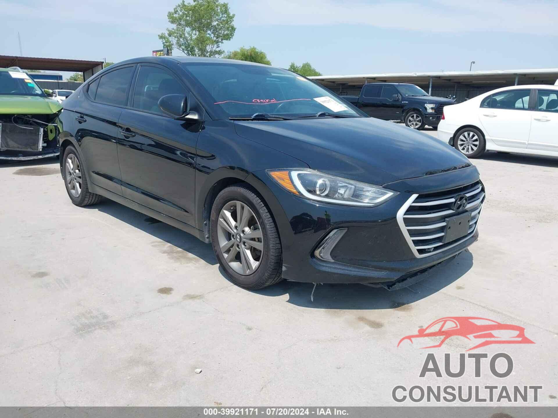 HYUNDAI ELANTRA 2018 - 5NPD84LF5JH357874