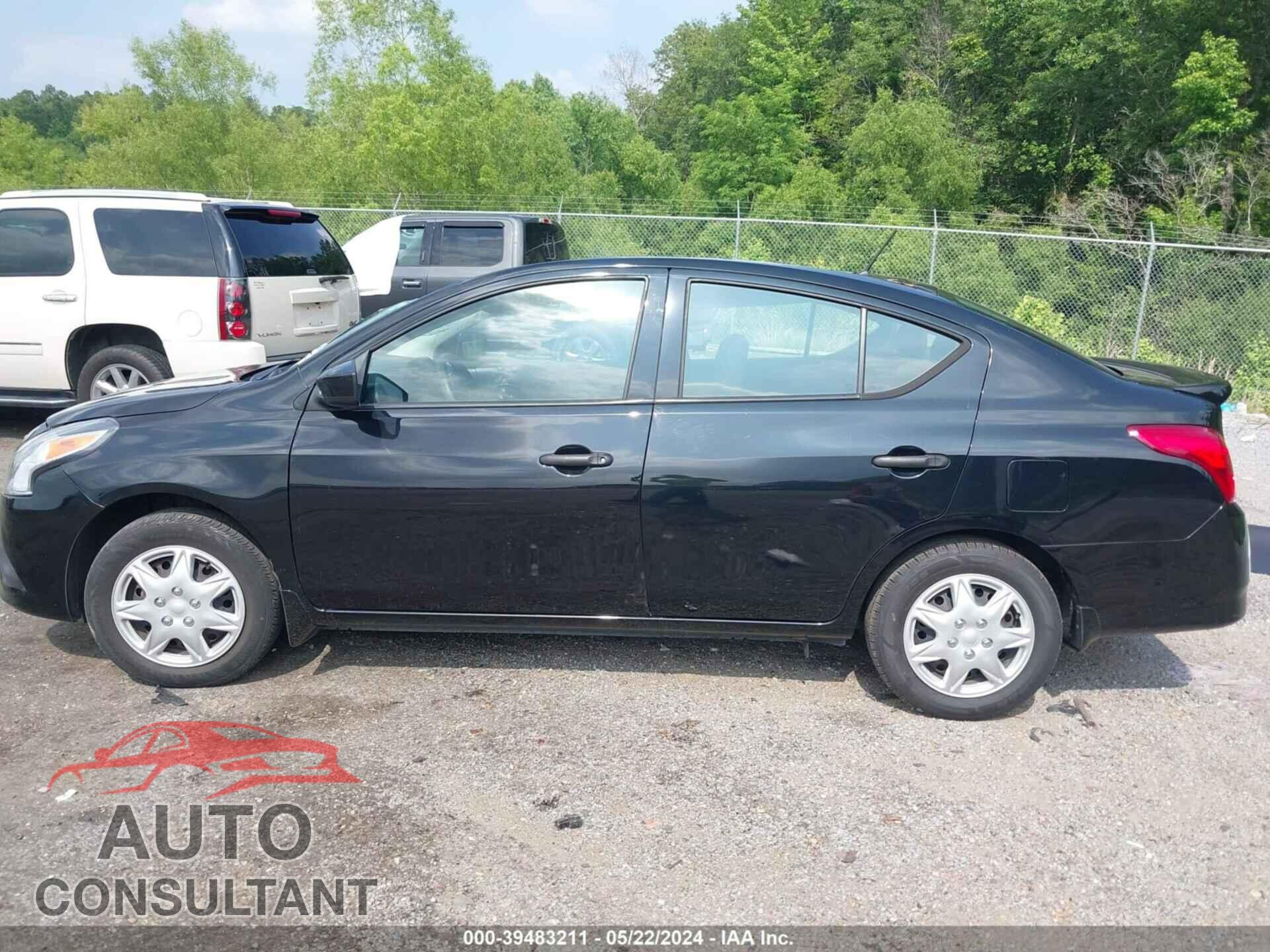 NISSAN VERSA 2017 - 3N1CN7AP1HL908204