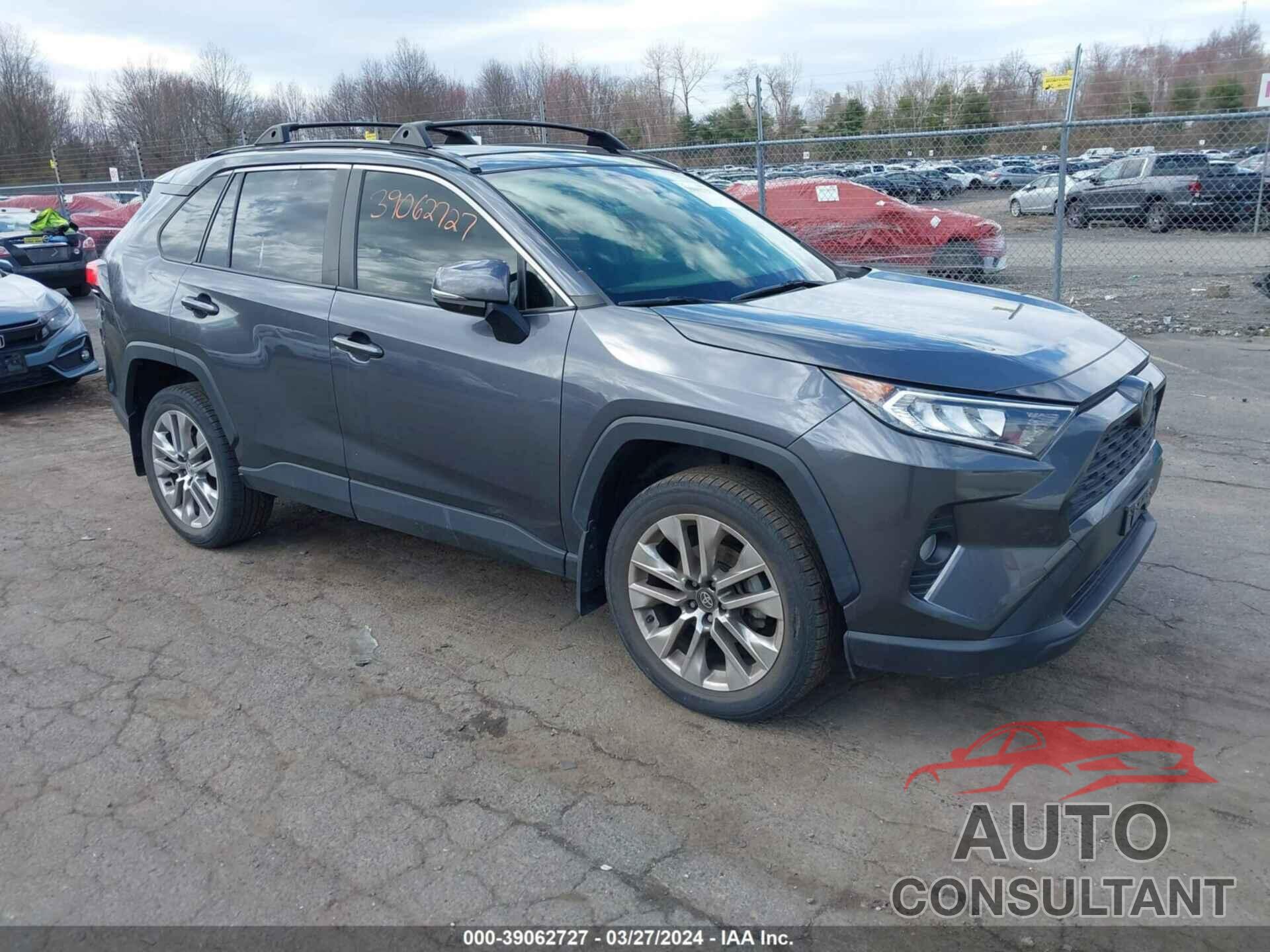 TOYOTA RAV4 2020 - JTMA1RFV8LD060257
