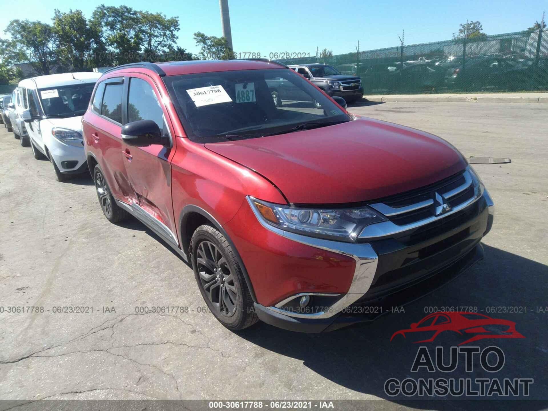 MITSUBISHI OUTLANDER 2018 - JA4AZ3A34JZ068765