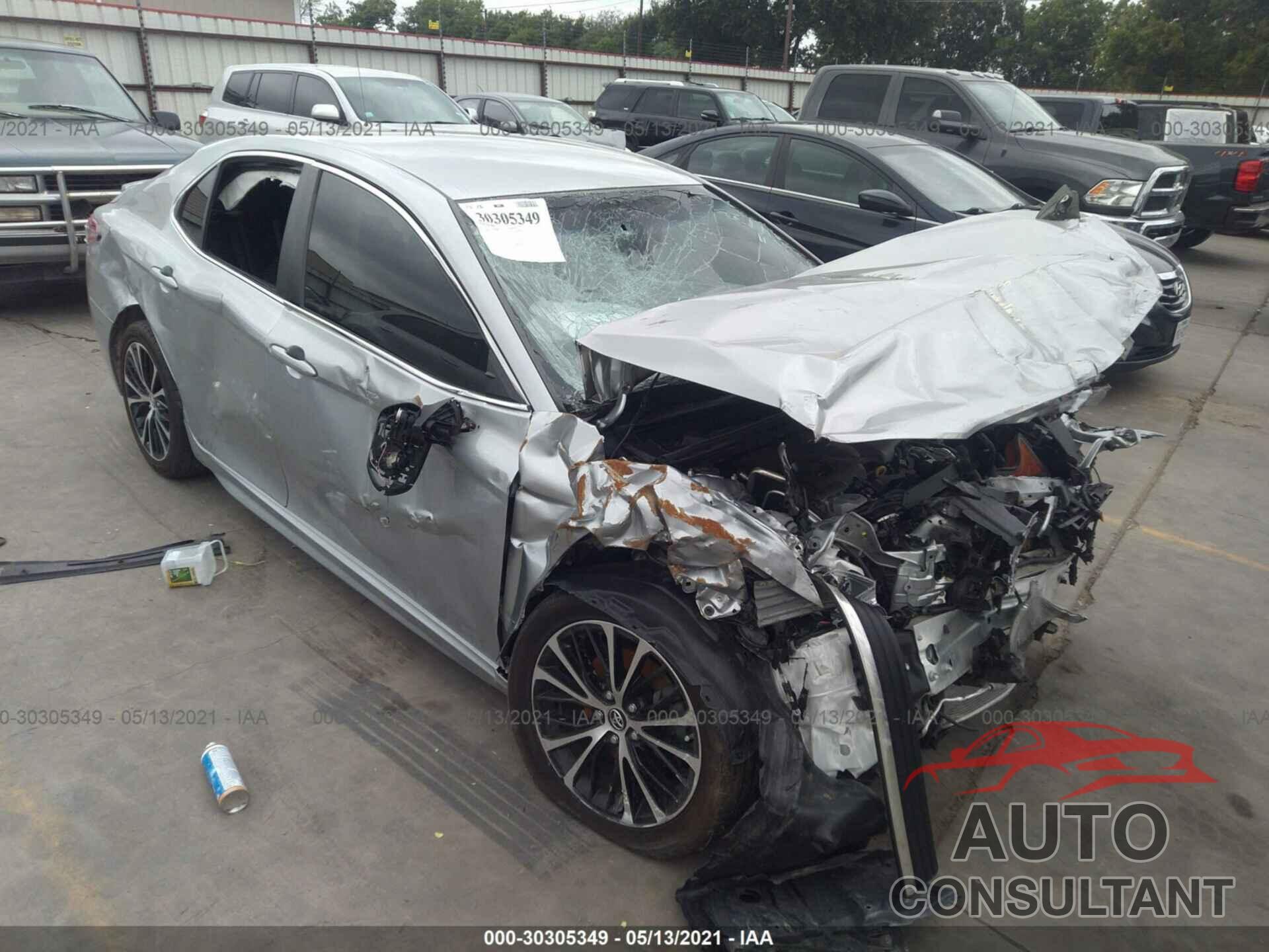 TOYOTA CAMRY 2018 - JTNB11HK2J3017346