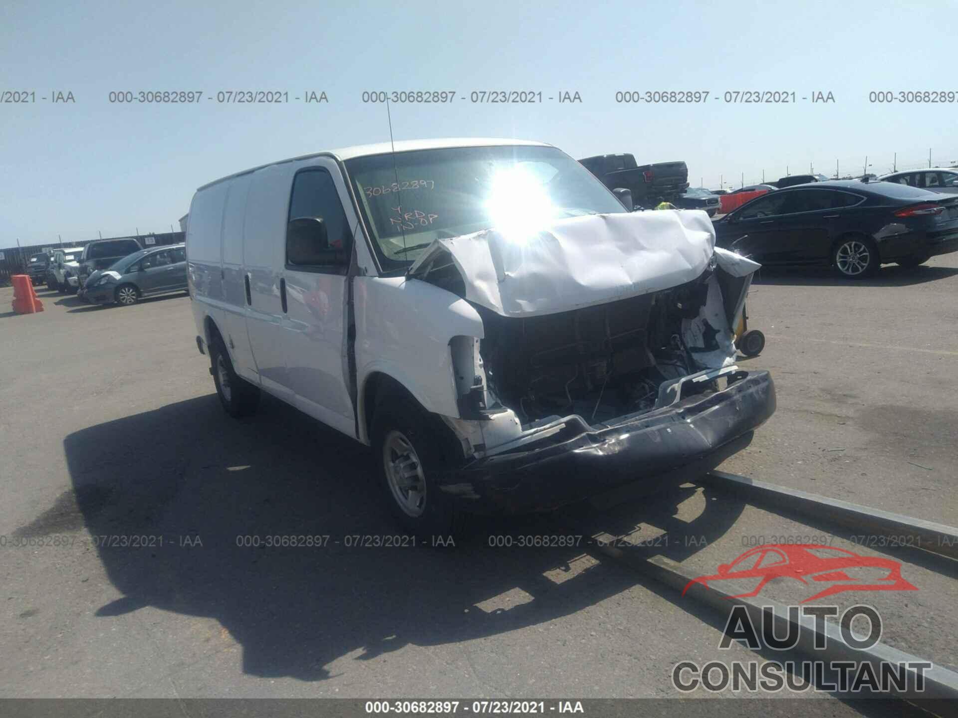 CHEVROLET EXPRESS CARGO VAN 2016 - 1GCWGAFF9G1333423