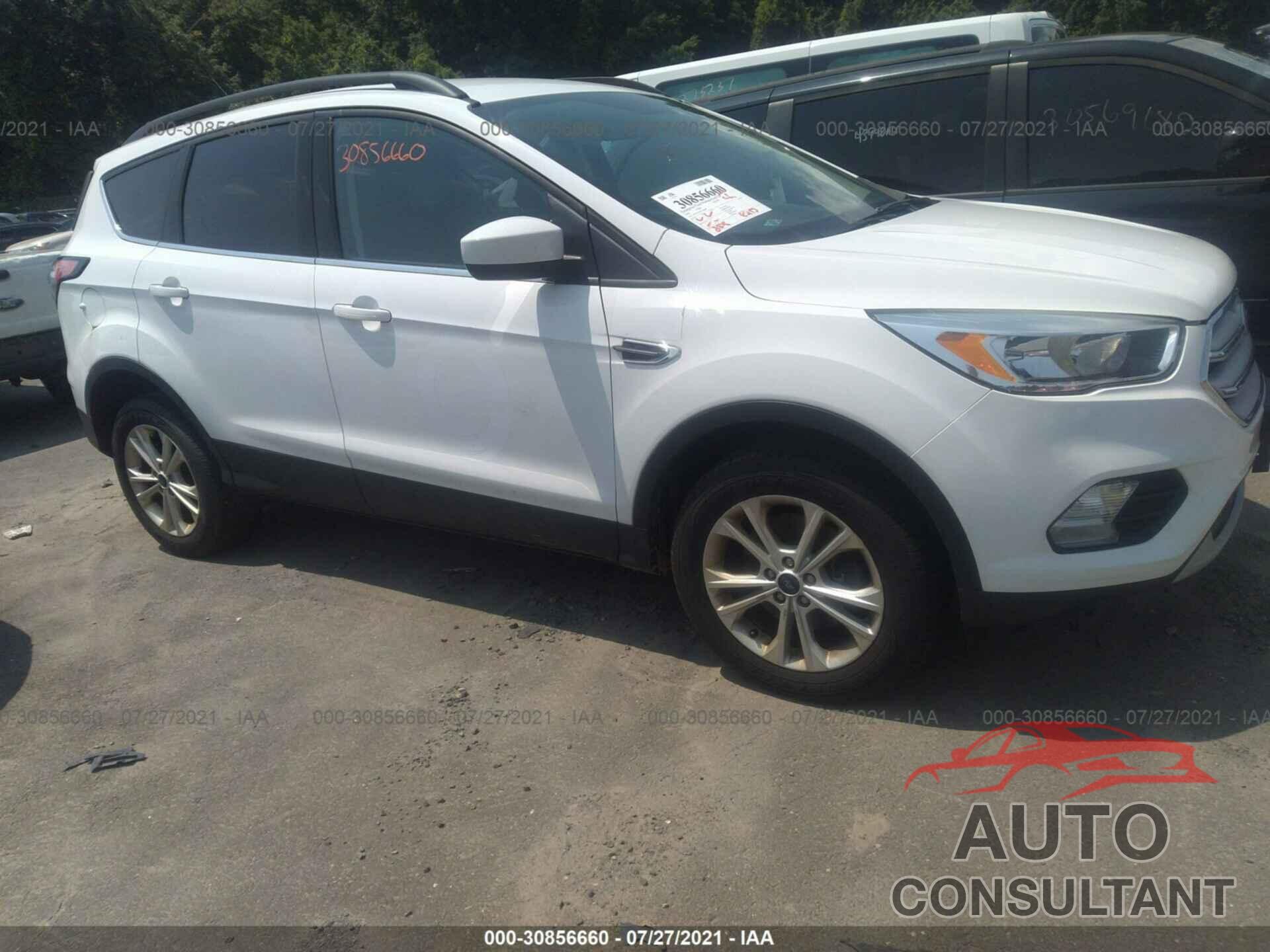 FORD ESCAPE 2018 - 1FMCU9GD0JUA44004