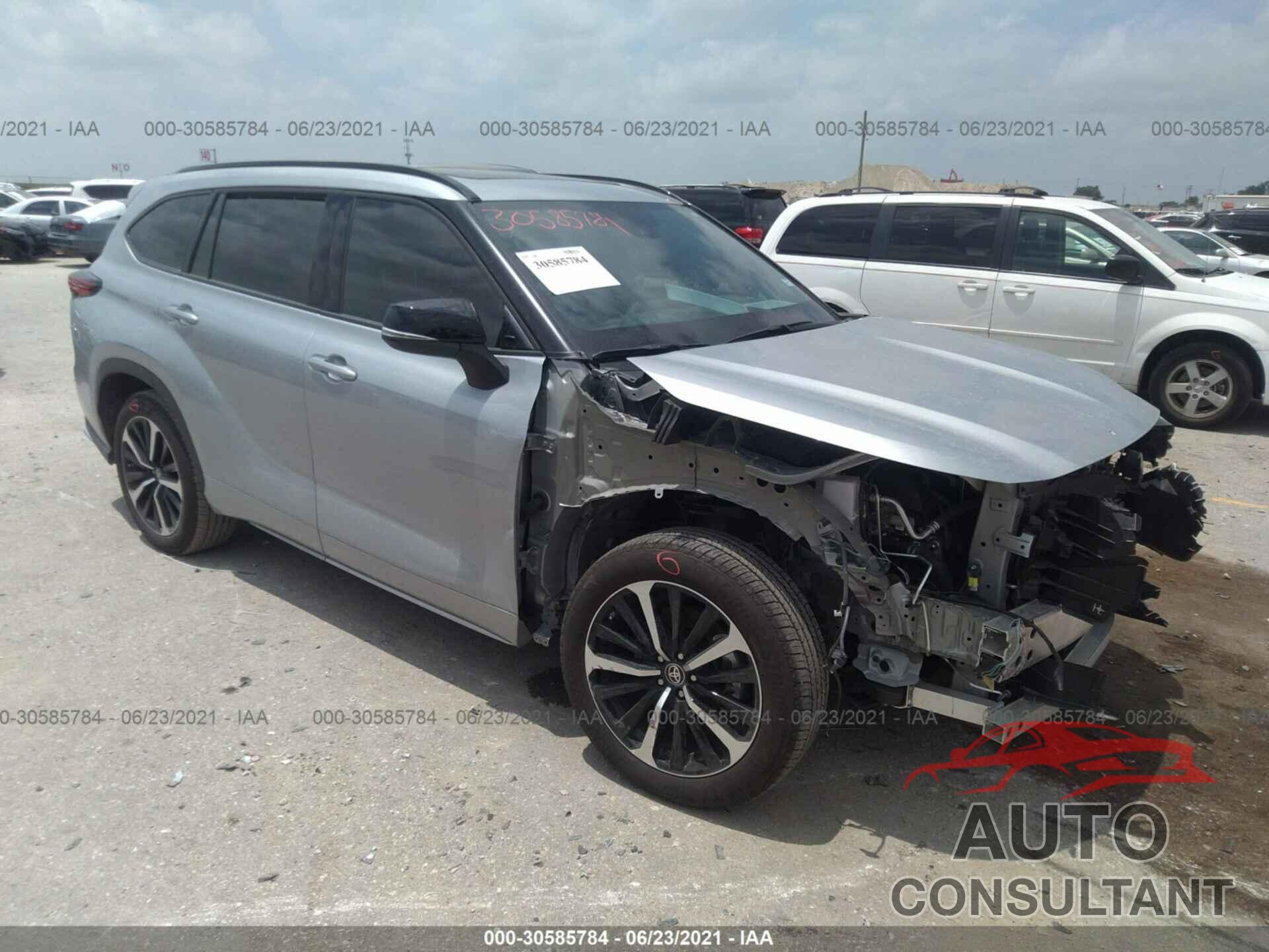 TOYOTA HIGHLANDER 2021 - 5TDLZRAH1MS035497