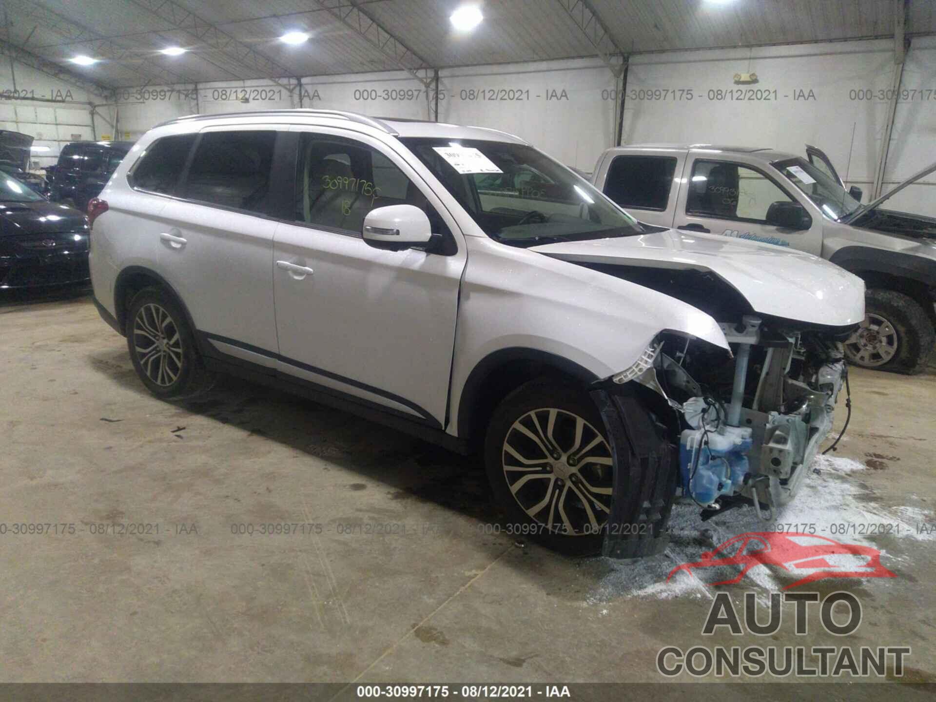 MITSUBISHI OUTLANDER 2018 - JA4AD3A36JZ022790