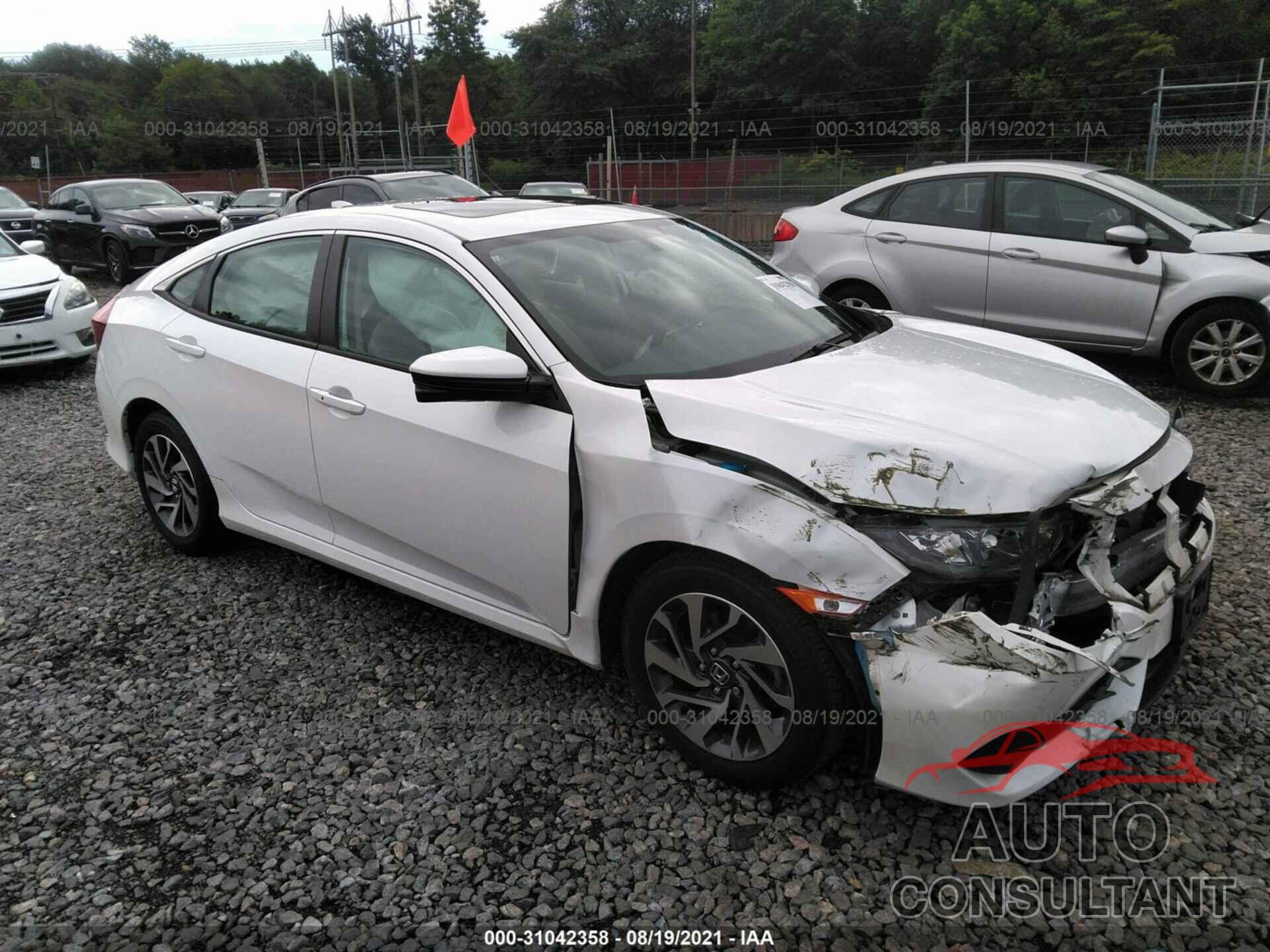 HONDA CIVIC SEDAN 2018 - 2HGFC2F70JH515466