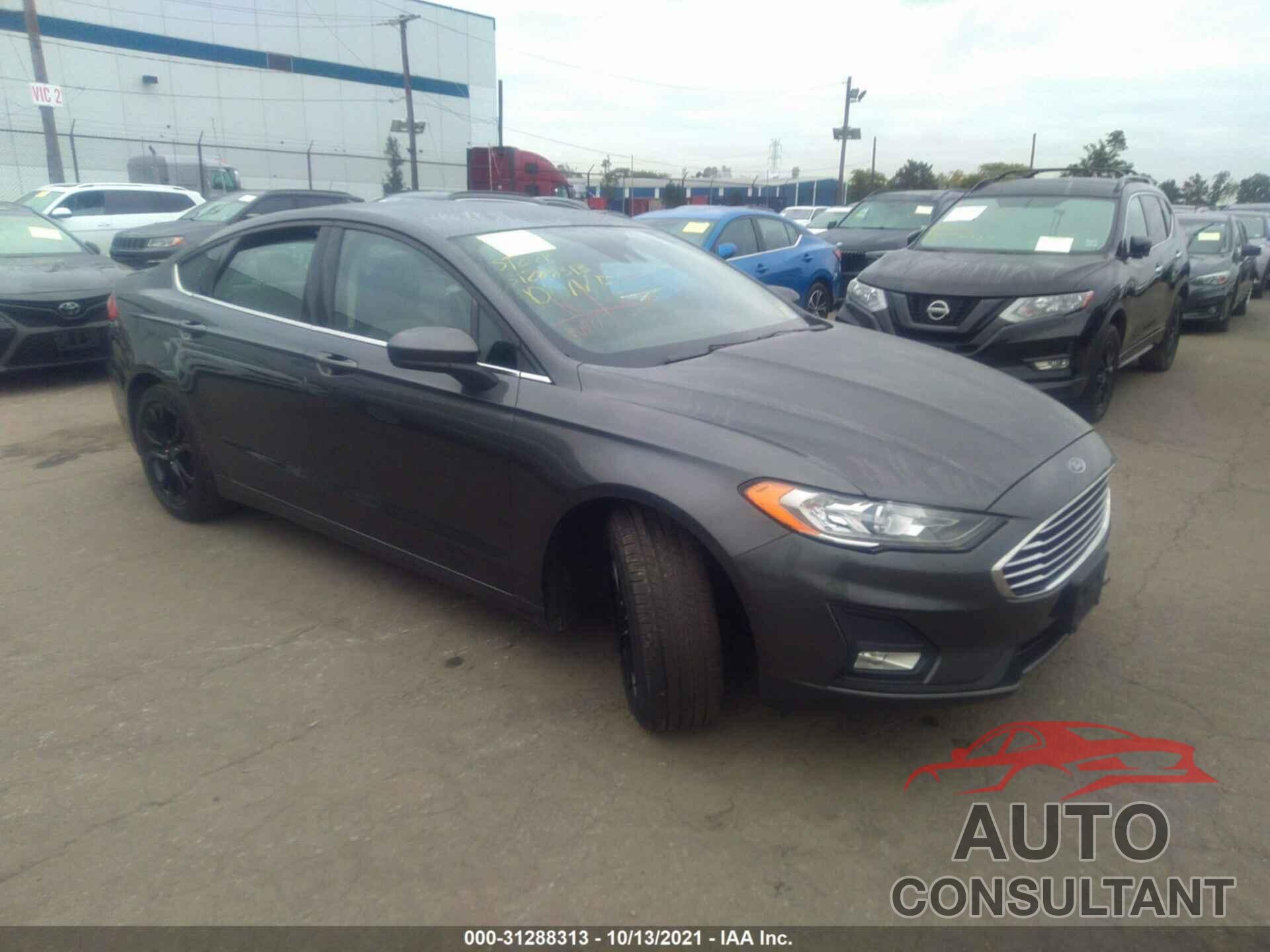 FORD FUSION 2020 - 3FA6P0HD7LR158312